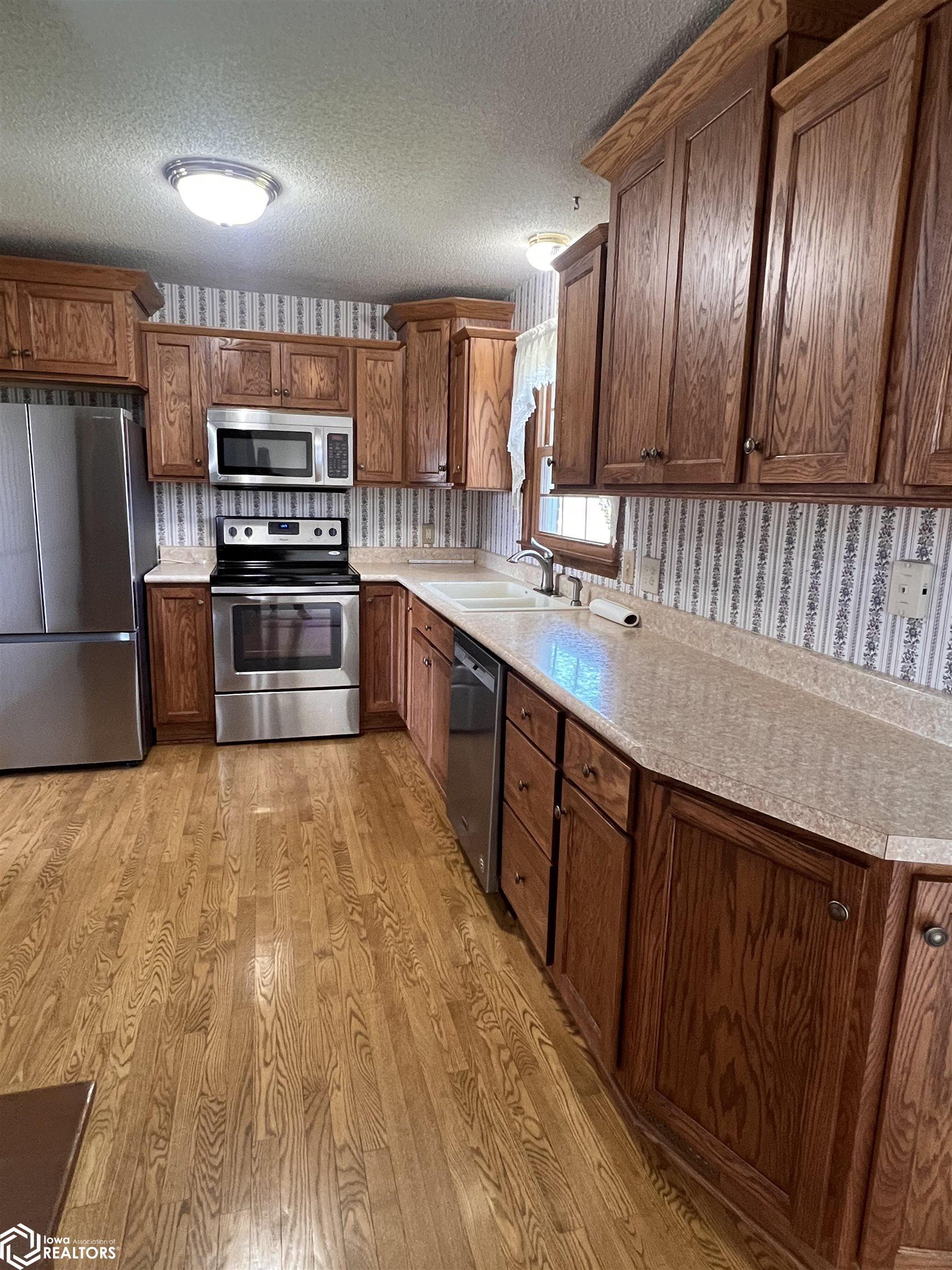 2030 Bel Aire Drive, Denison, Iowa image 18
