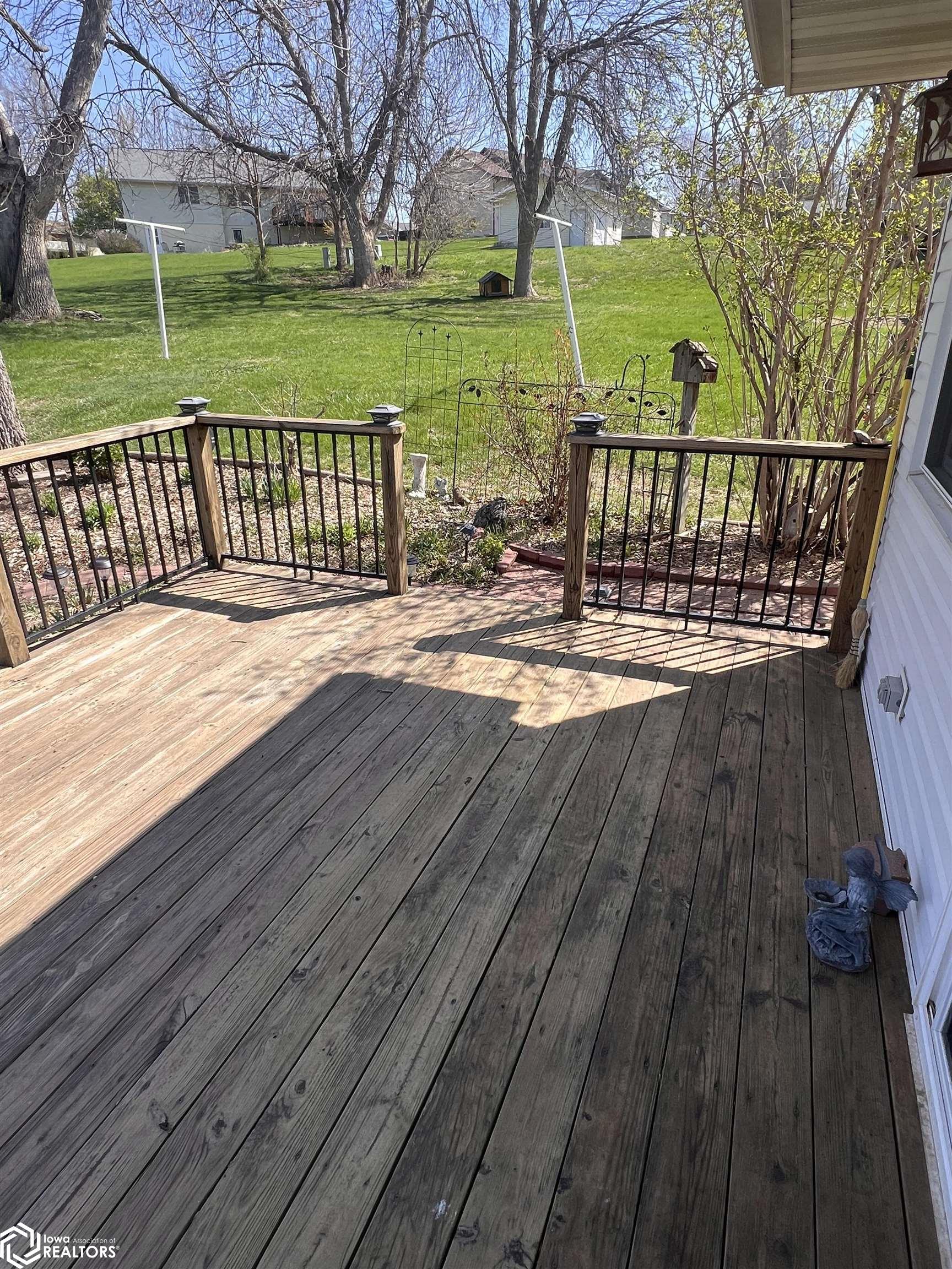 2030 Bel Aire Drive, Denison, Iowa image 23