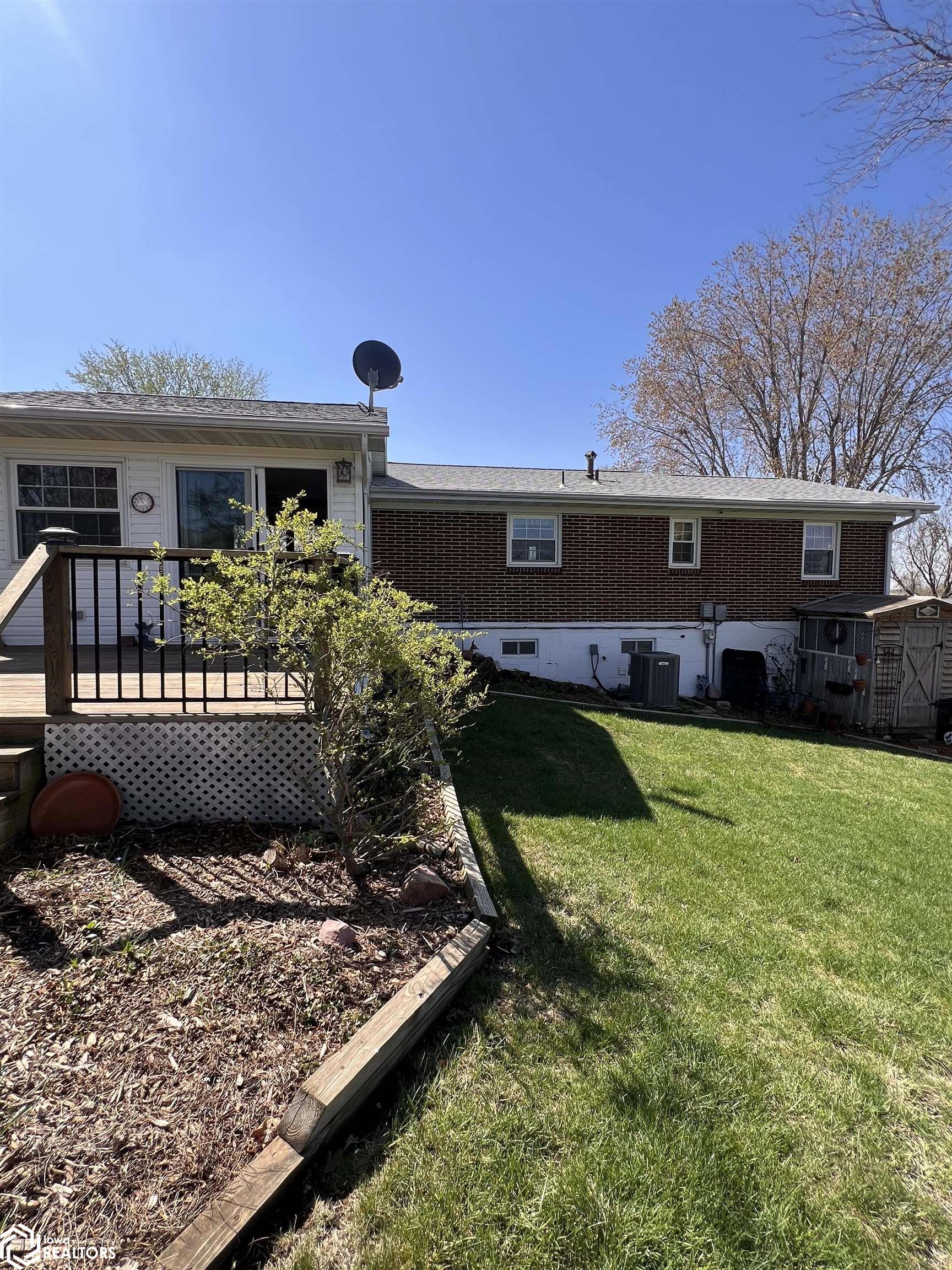 2030 Bel Aire Drive, Denison, Iowa image 26