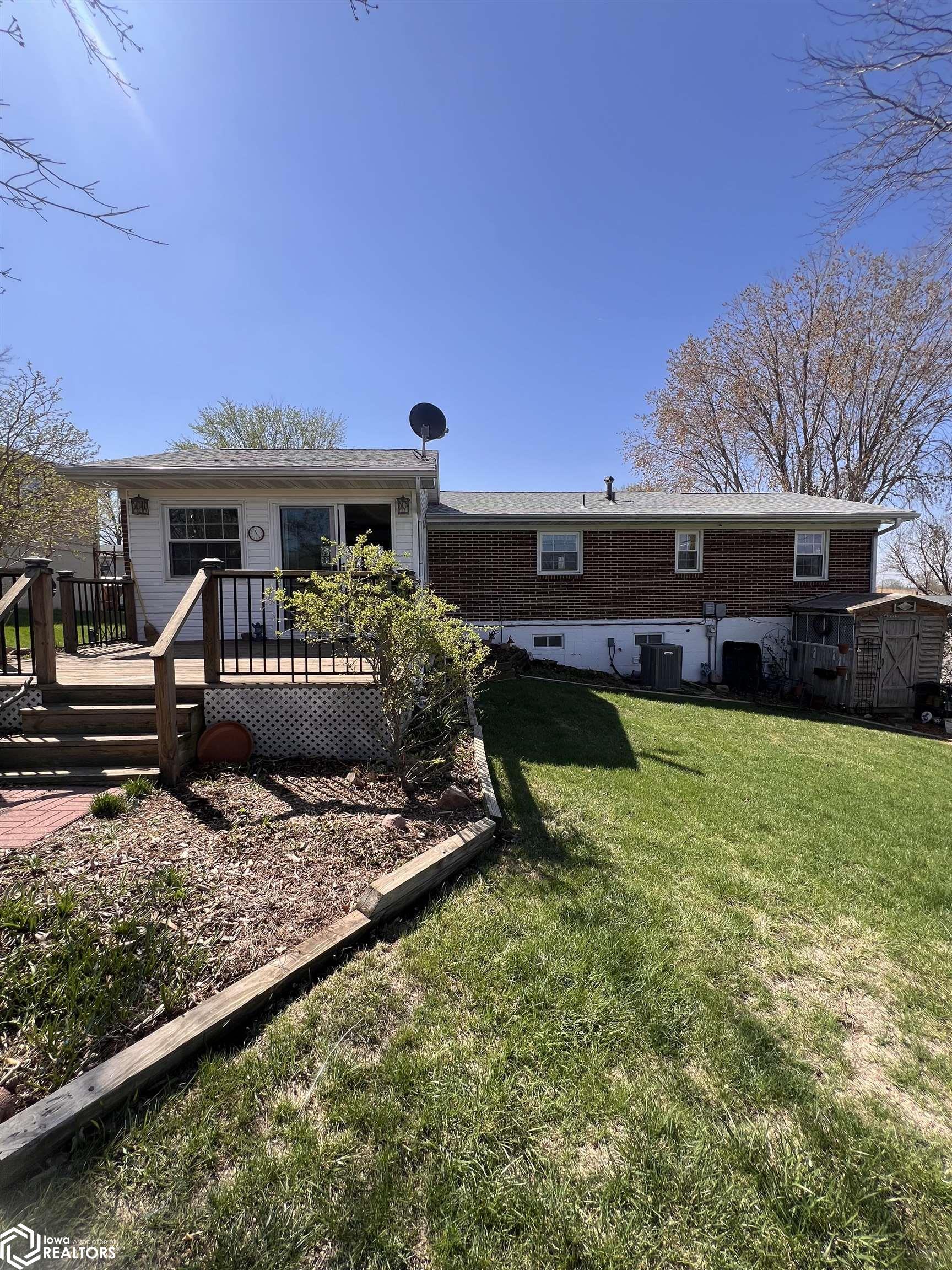 2030 Bel Aire Drive, Denison, Iowa image 27
