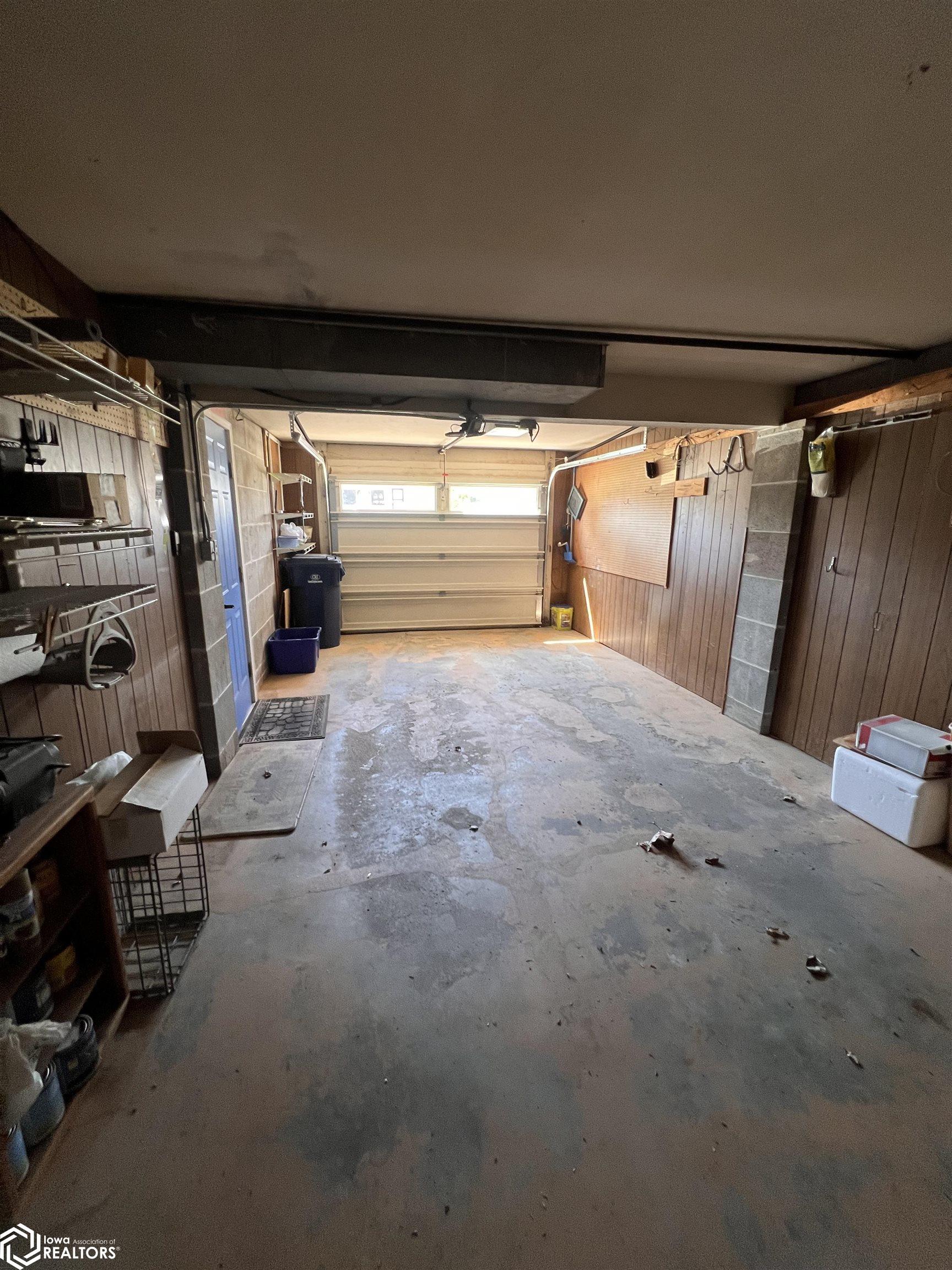 2030 Bel Aire Drive, Denison, Iowa image 32