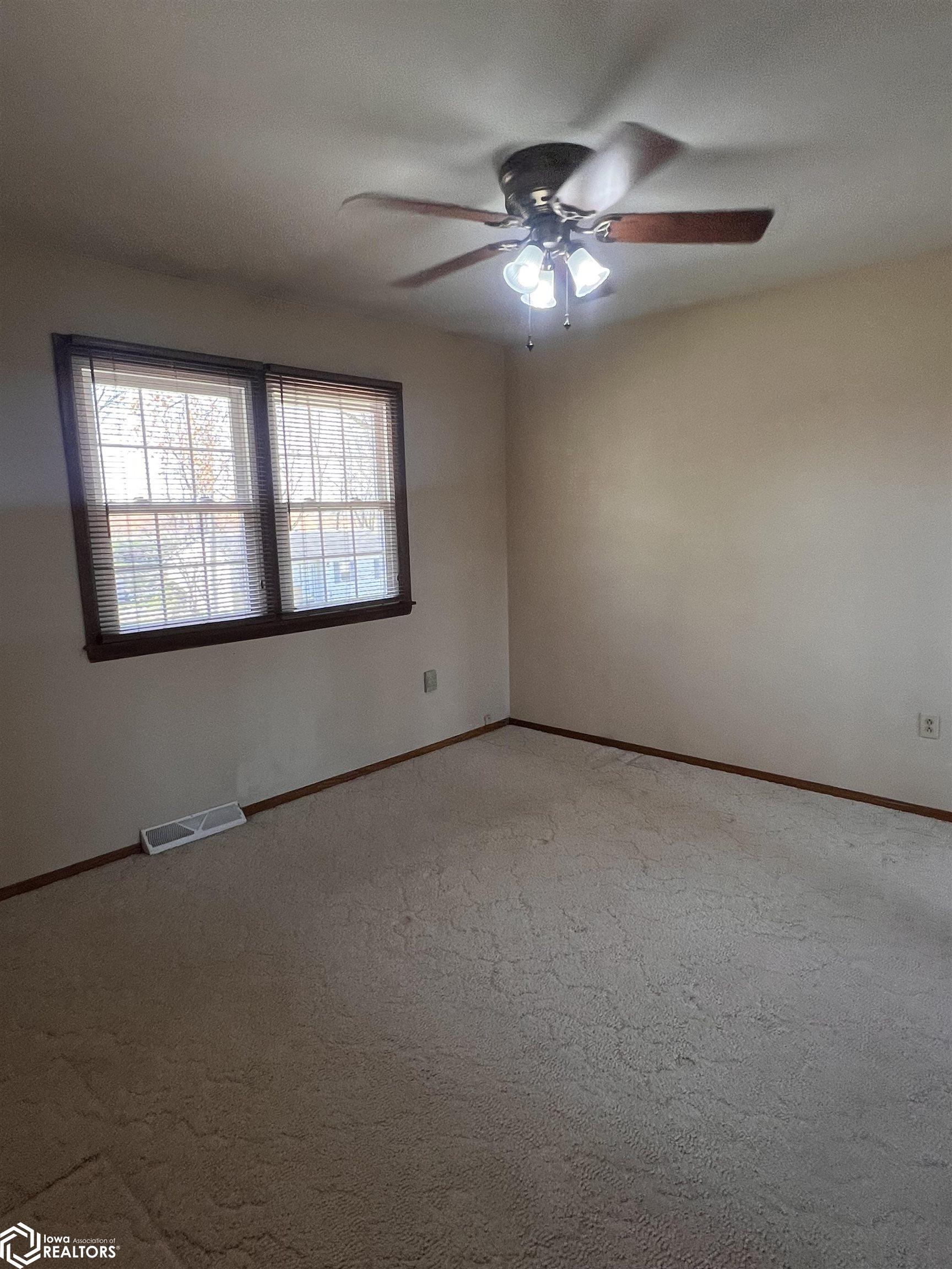 2030 Bel Aire Drive, Denison, Iowa image 10