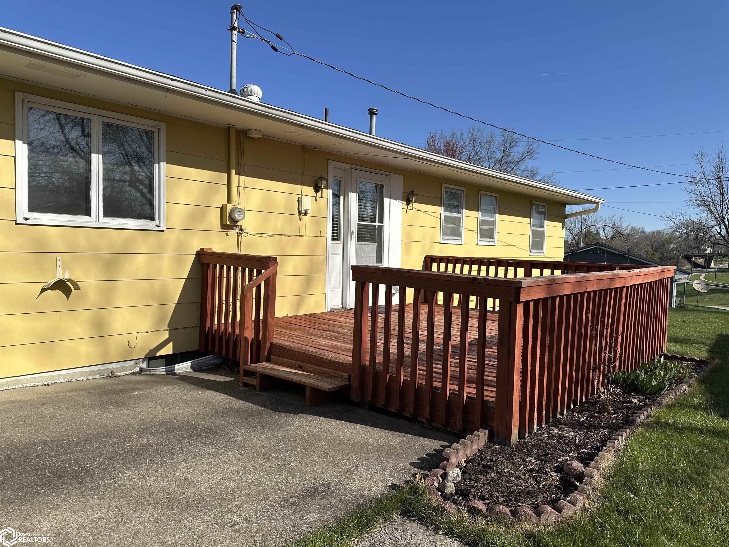 1012 Hillcrest Avenue, Chariton, Iowa image 3