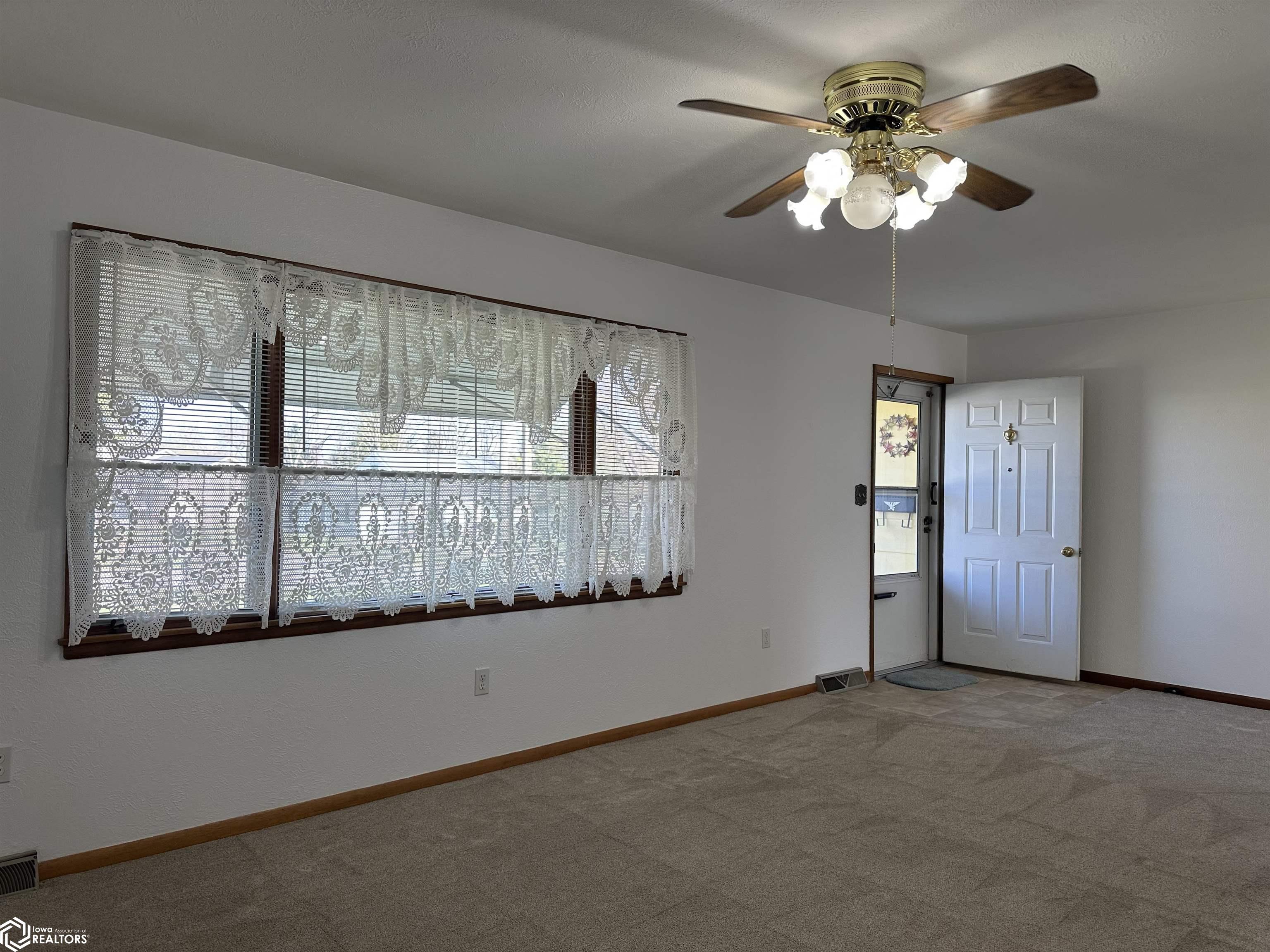 1012 Hillcrest Avenue, Chariton, Iowa image 7