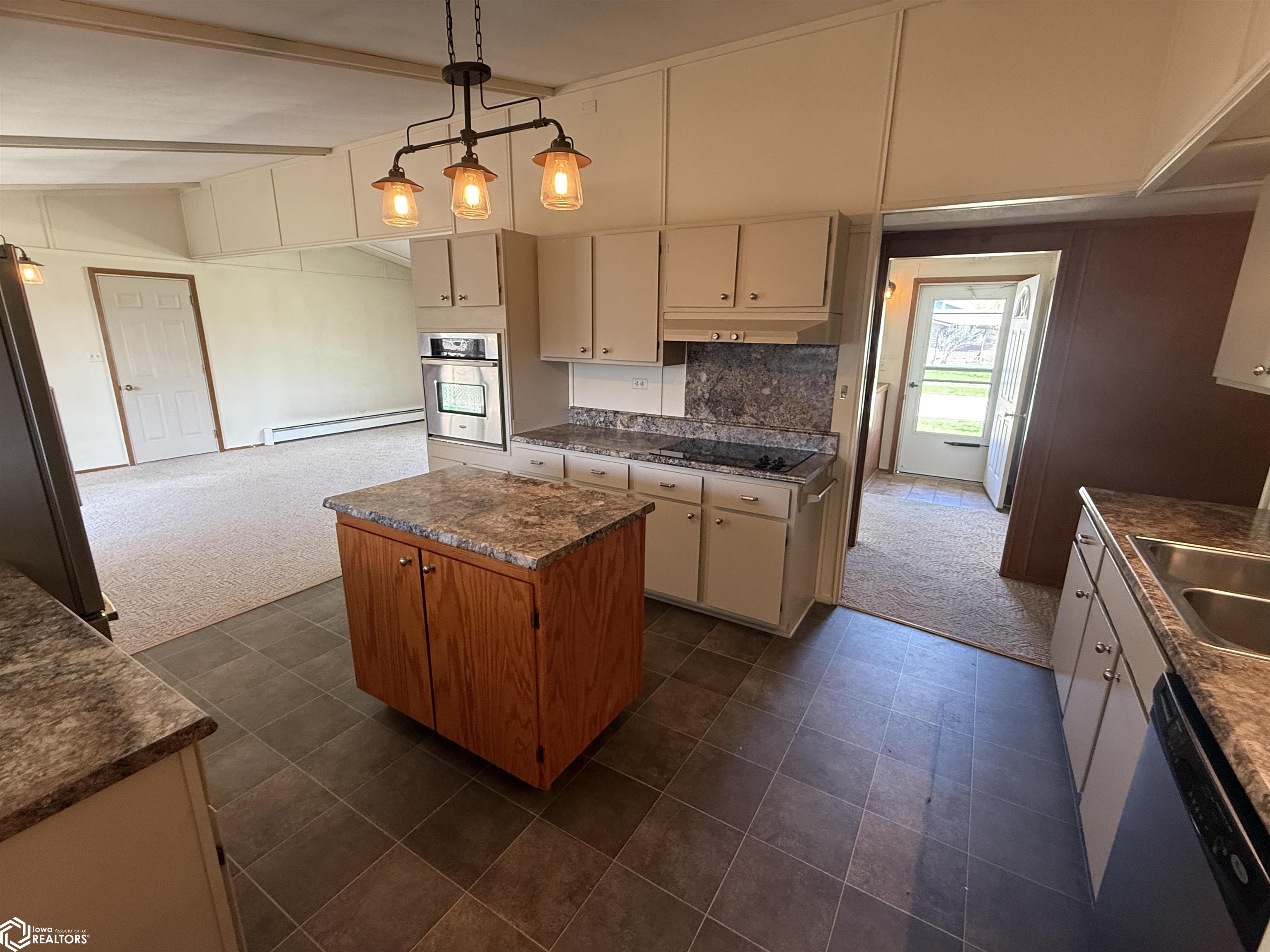 307 Grauer Road, Jefferson, Iowa image 13