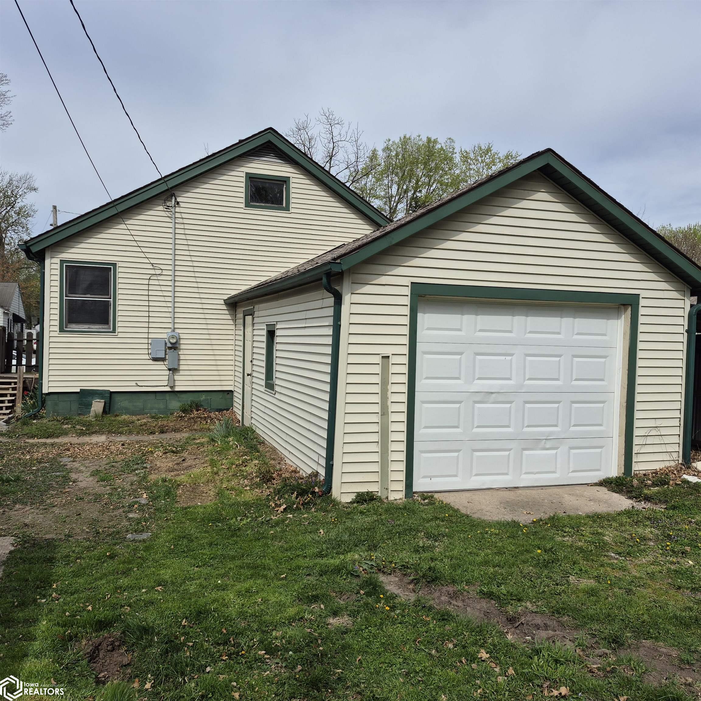 428 Osceola, Ottumwa, Iowa image 3