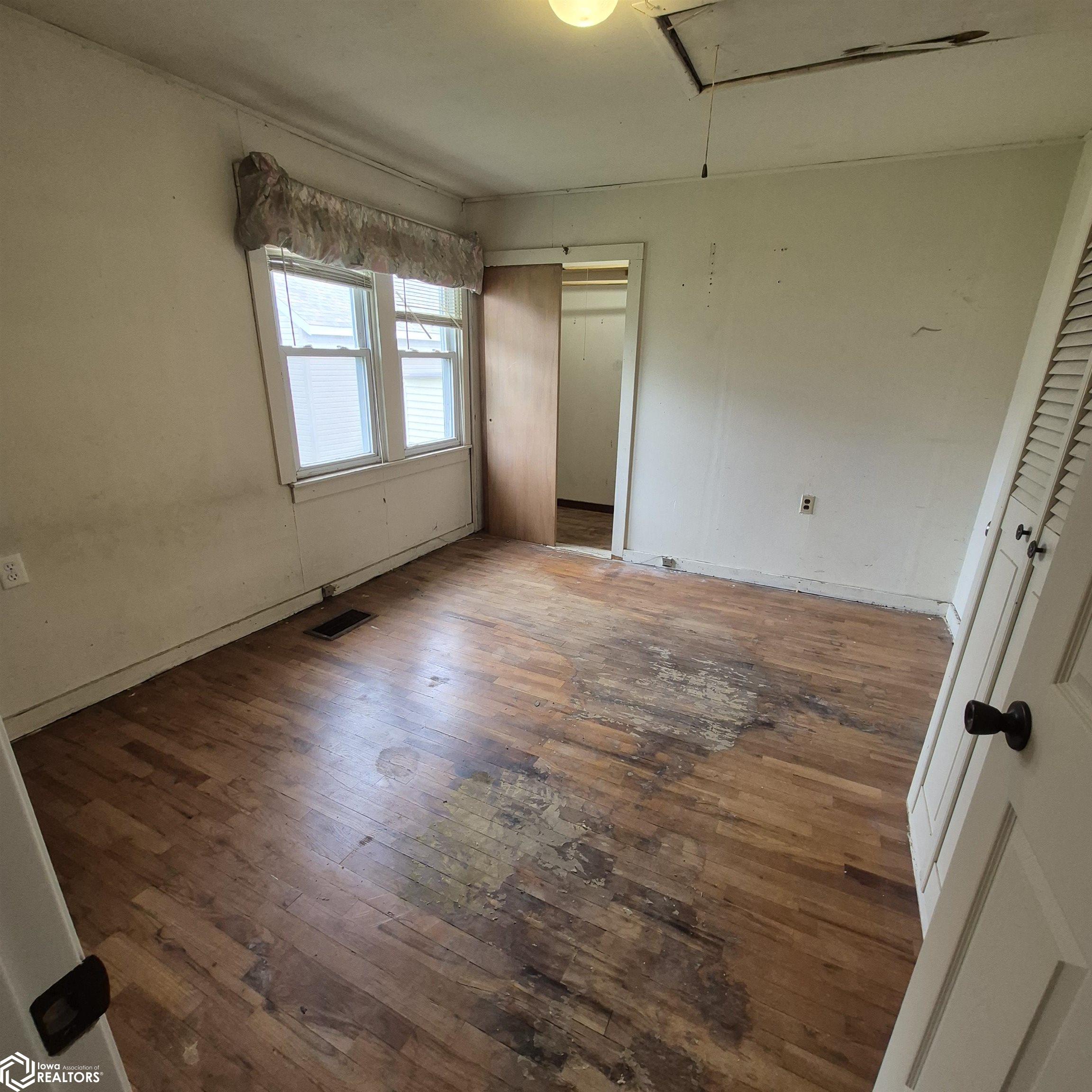 428 Osceola, Ottumwa, Iowa image 6