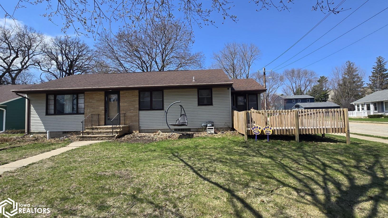 207 N Lincoln Street, Lake Mills, Iowa image 1
