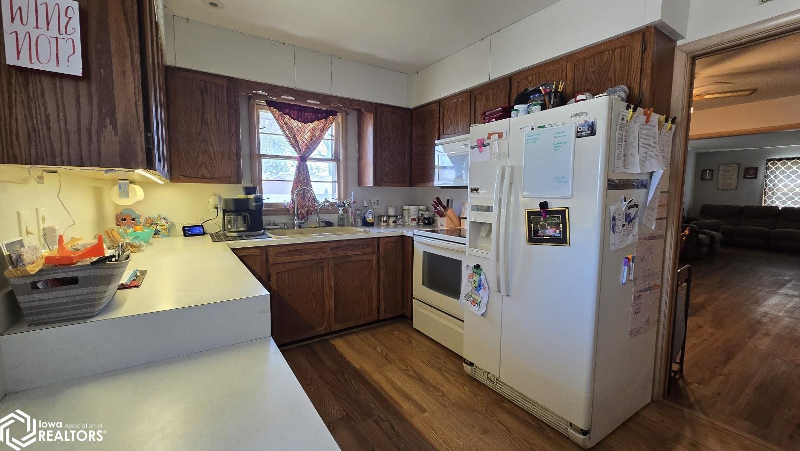 207 N Lincoln Street, Lake Mills, Iowa image 5