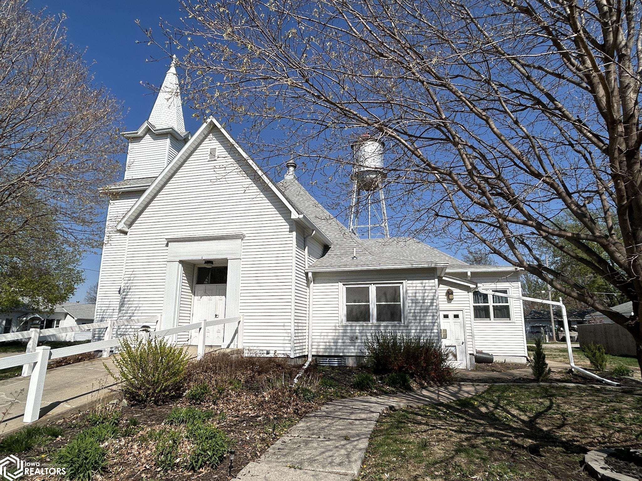 212 Alice Street, Essex, Iowa image 1