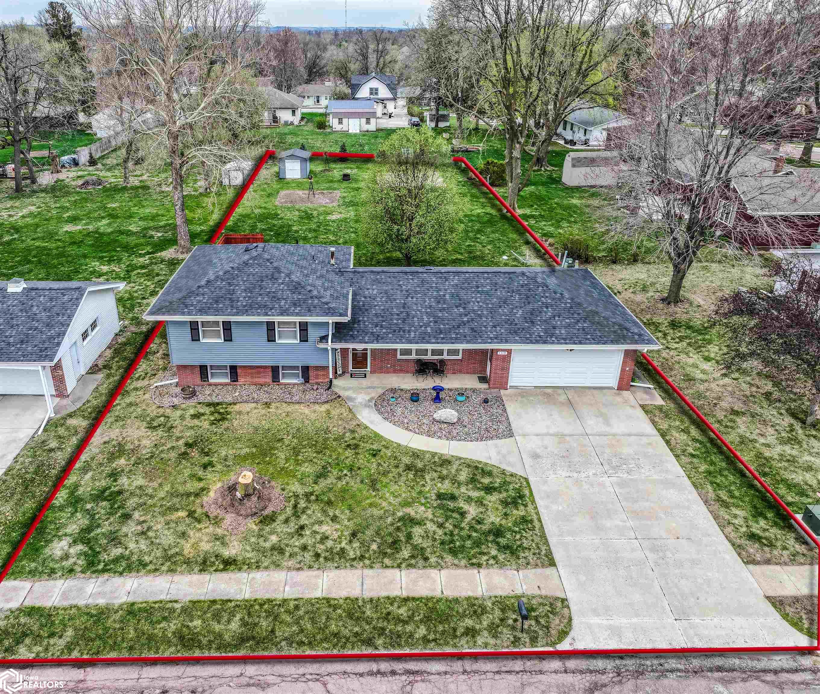 1319 W Park Street, Harlan, Iowa image 3