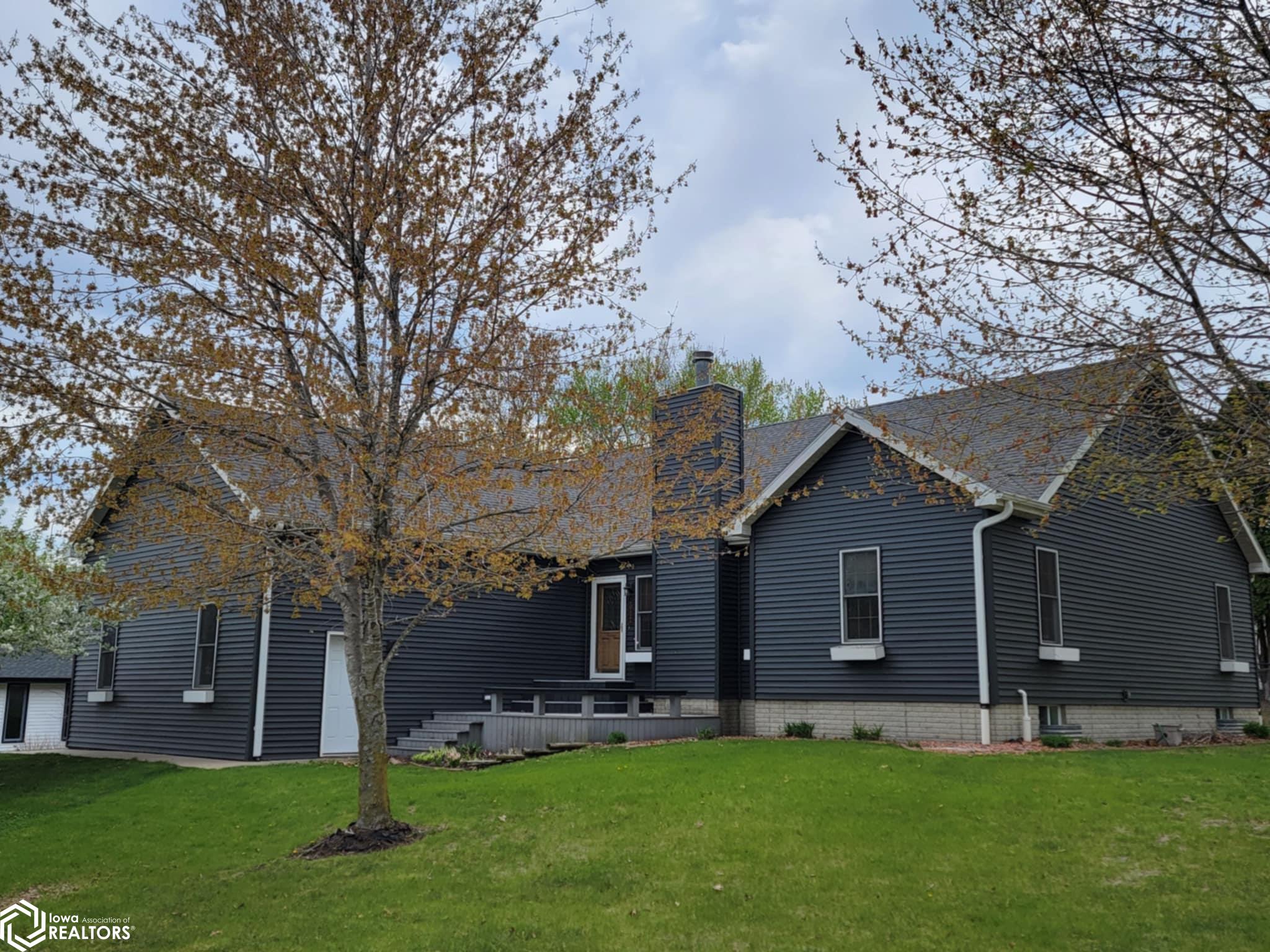2002 Quail Ridge, Centerville, Iowa image 12