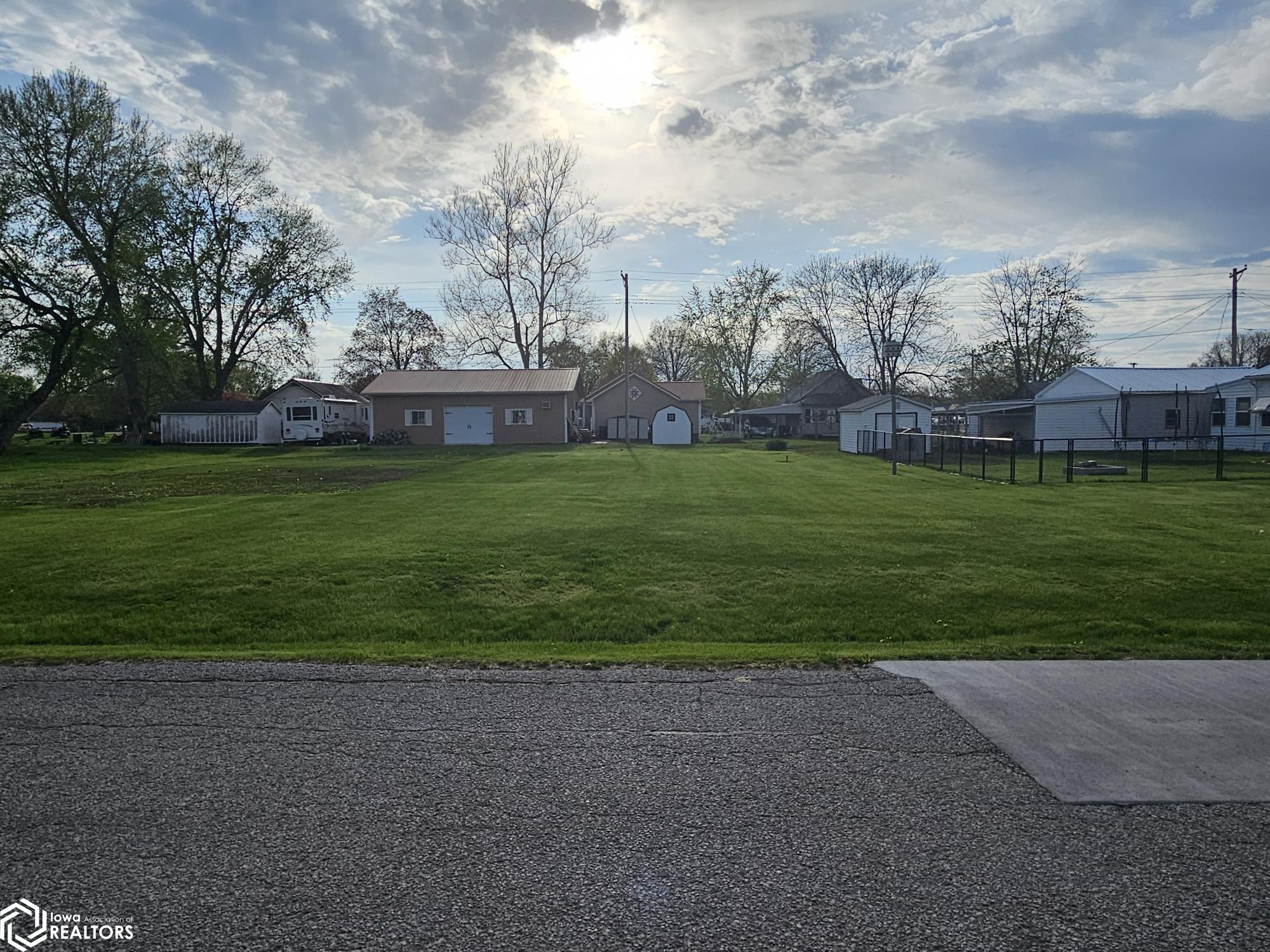 701 S Moore Street, Ottumwa, Iowa image 6