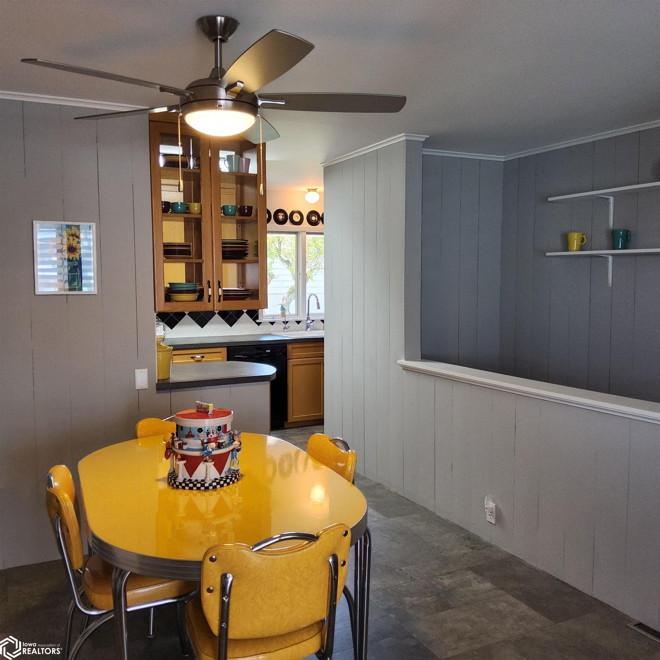 213 E Baker Street, Avoca, Iowa image 18