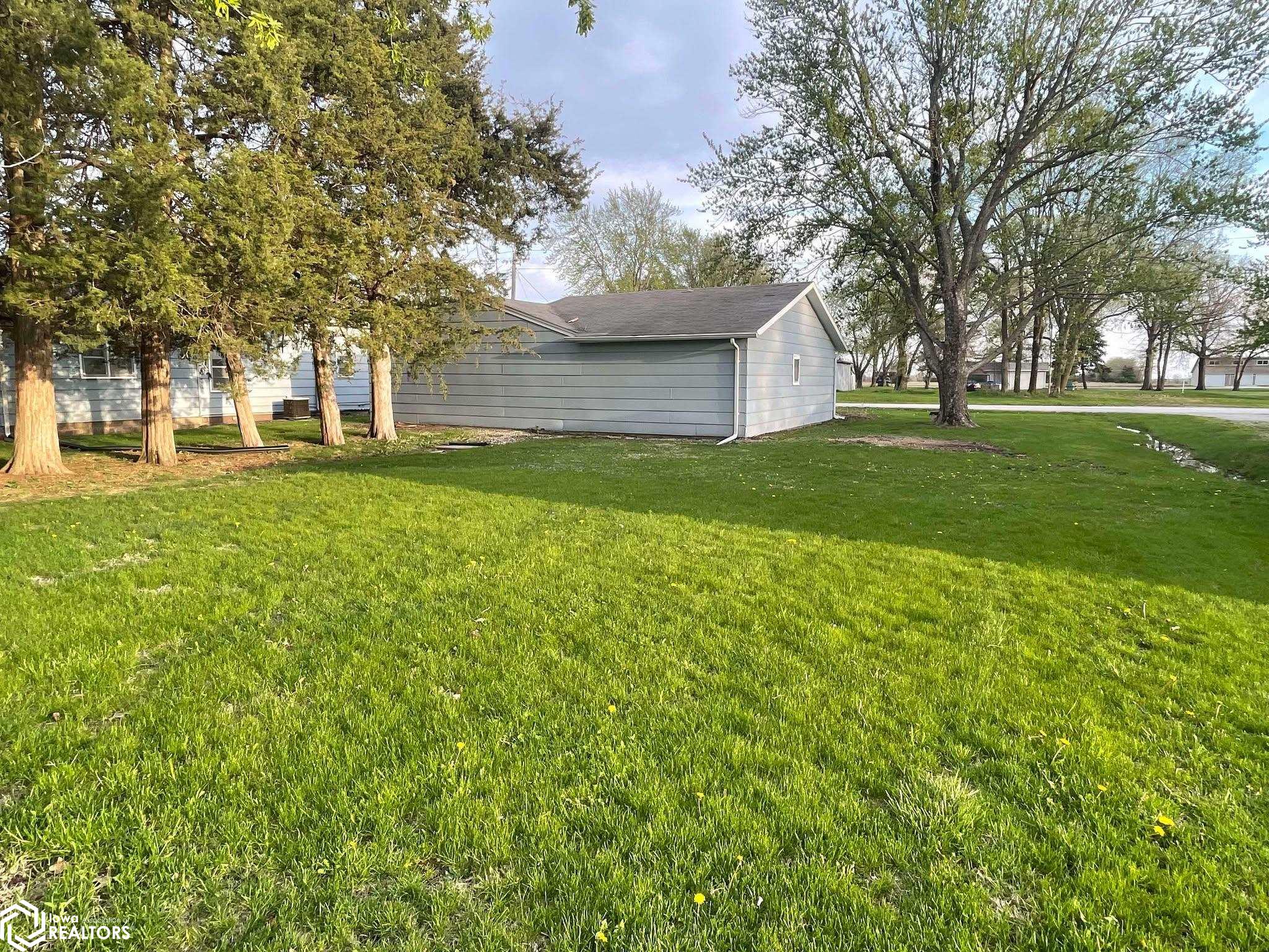 619 W Elm Street, Allerton, Iowa image 32
