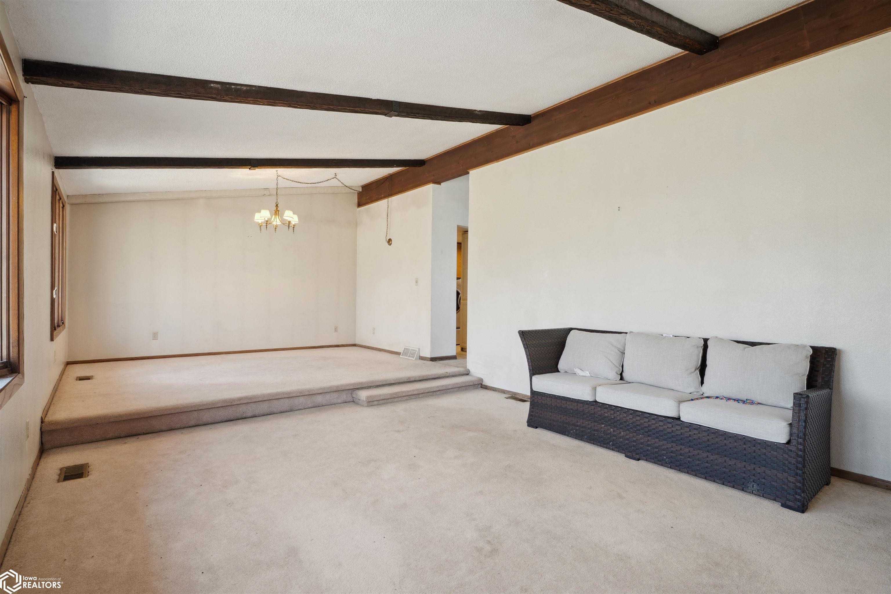 2169 330th St, New London, Iowa image 8