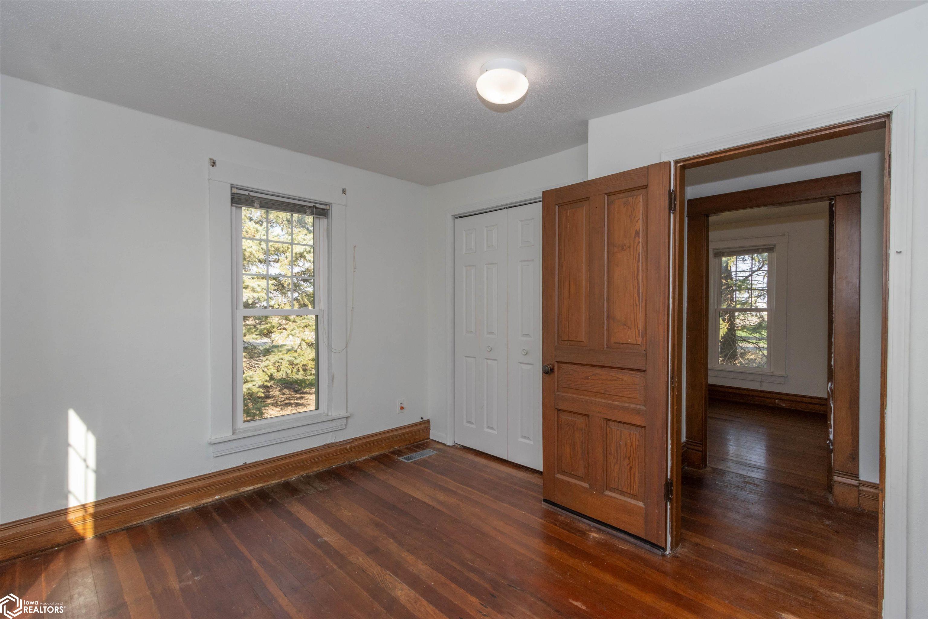 2640 Larch Avenue, Washington, Iowa image 17