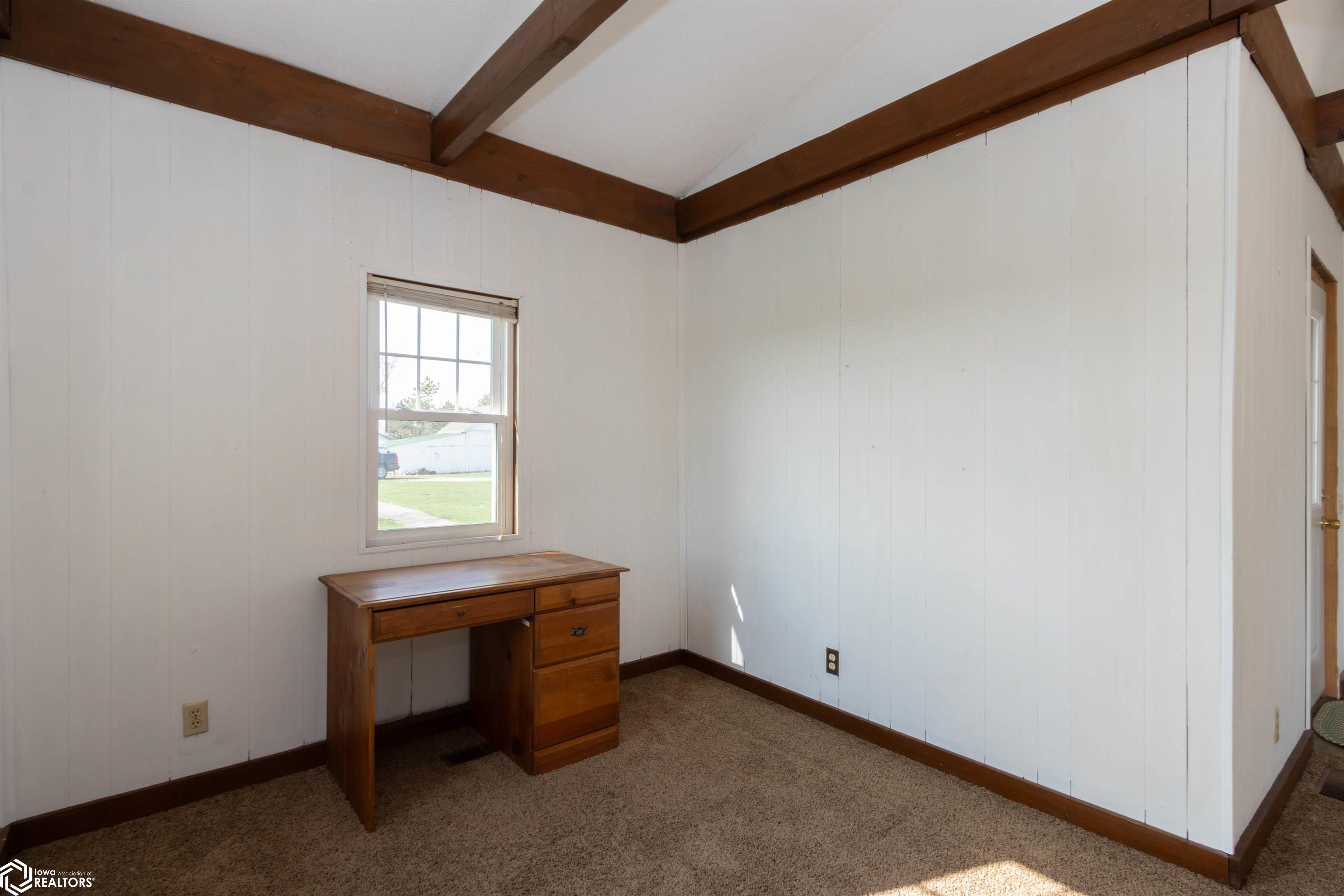 2640 Larch Avenue, Washington, Iowa image 6