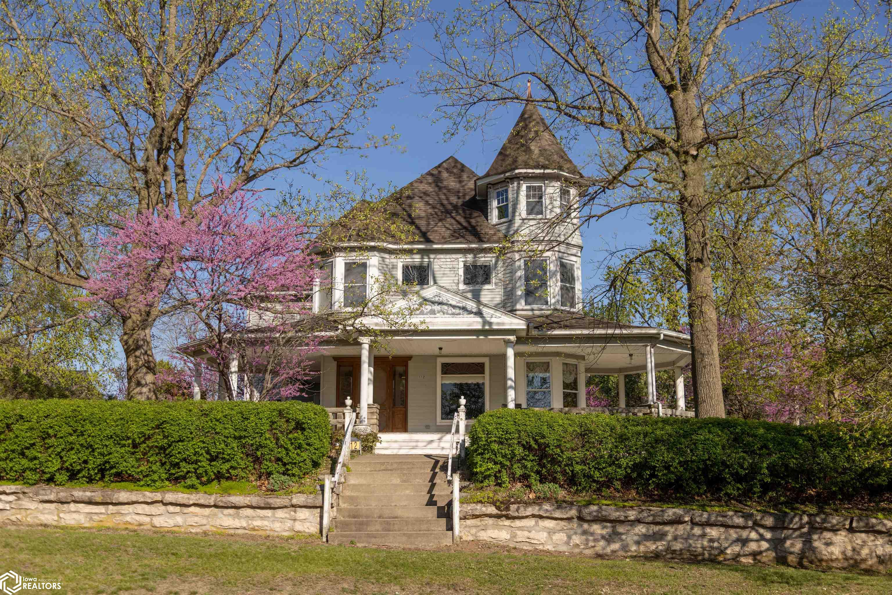 112 S 4th Street, Oquawka, Illinois image 1