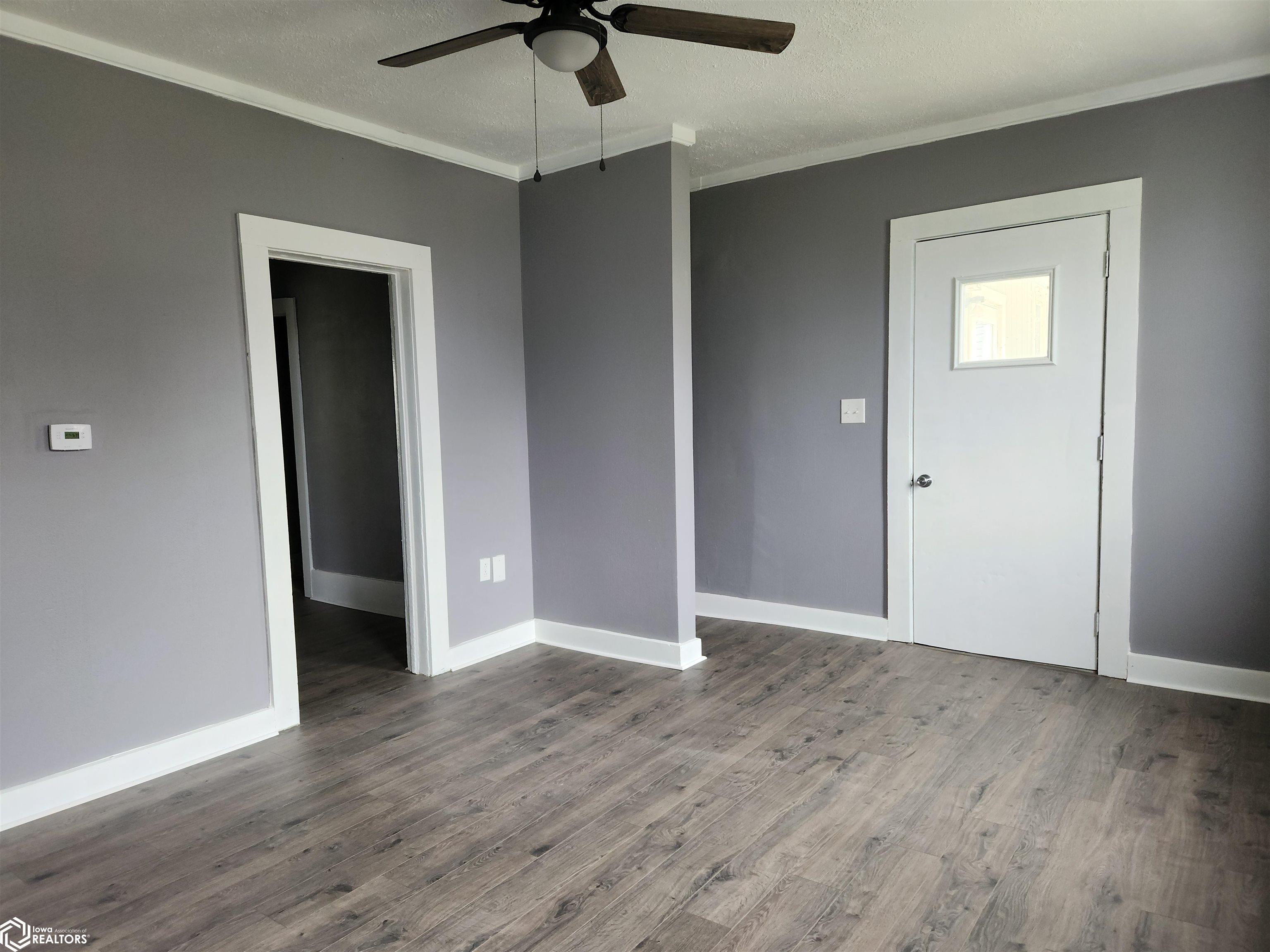 1016 Pearl Street, Grinnell, Iowa image 6