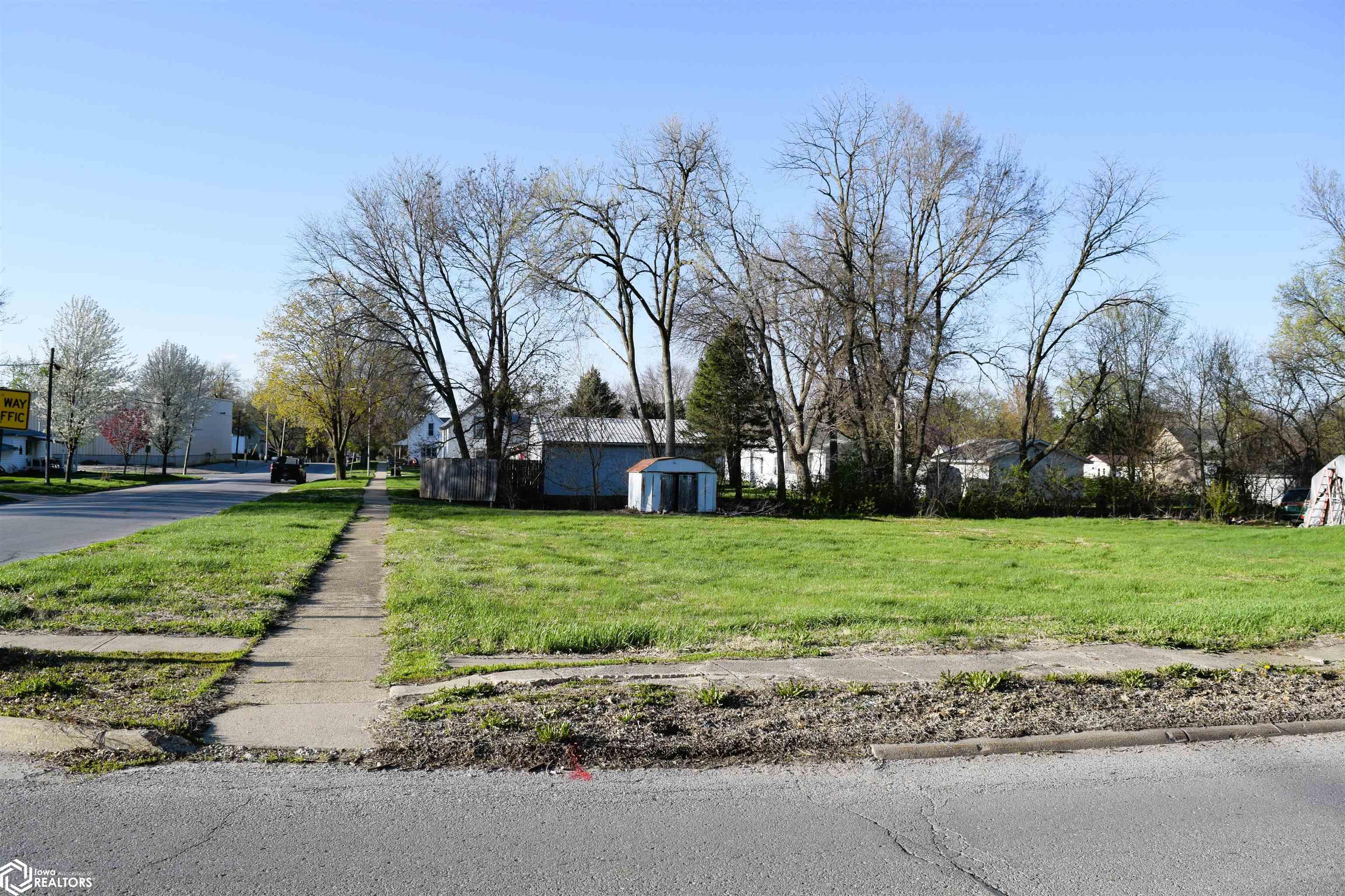 512 Cyclone Ave., Harlan, Iowa image 2