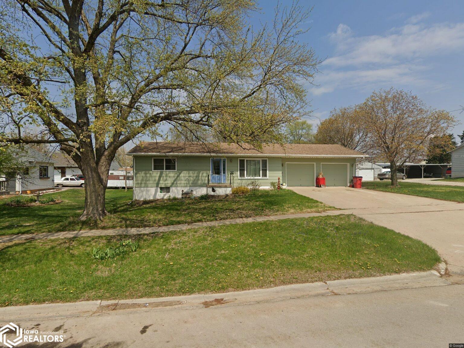 1419 Franklin Avenue, Chariton, Iowa image 1
