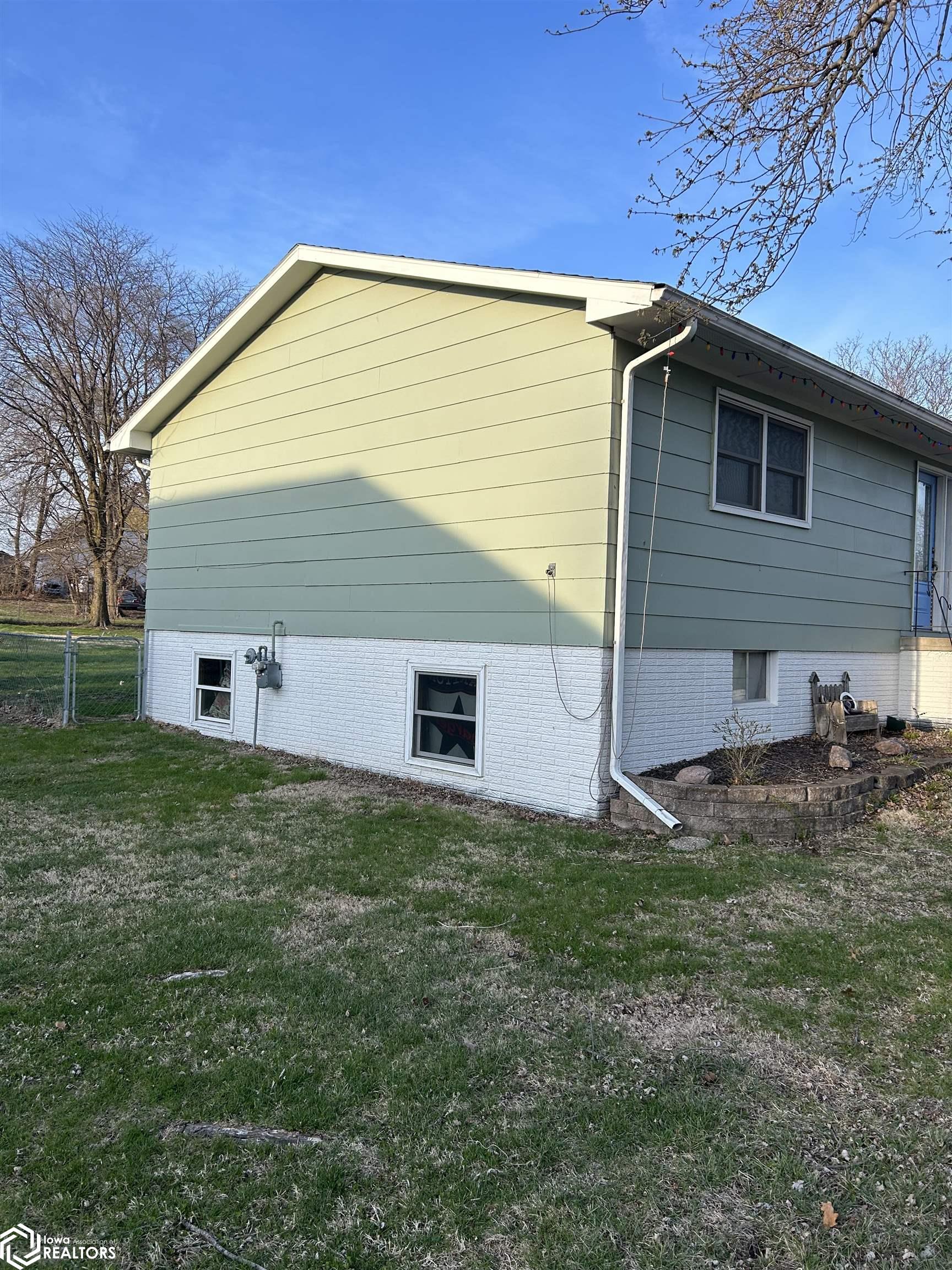 1419 Franklin Avenue, Chariton, Iowa image 5