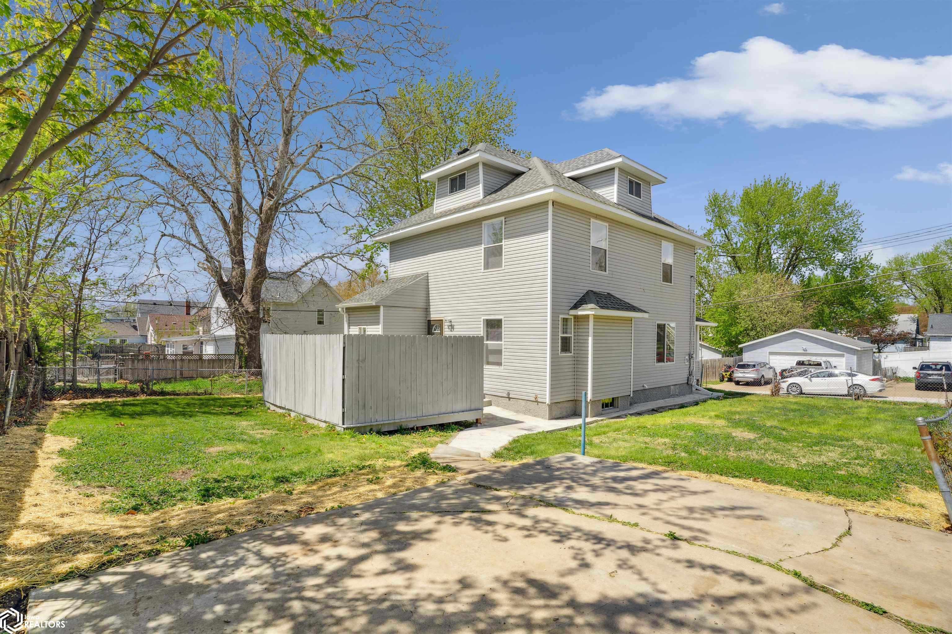 809 Sycamore Street, Burlington, Iowa image 30