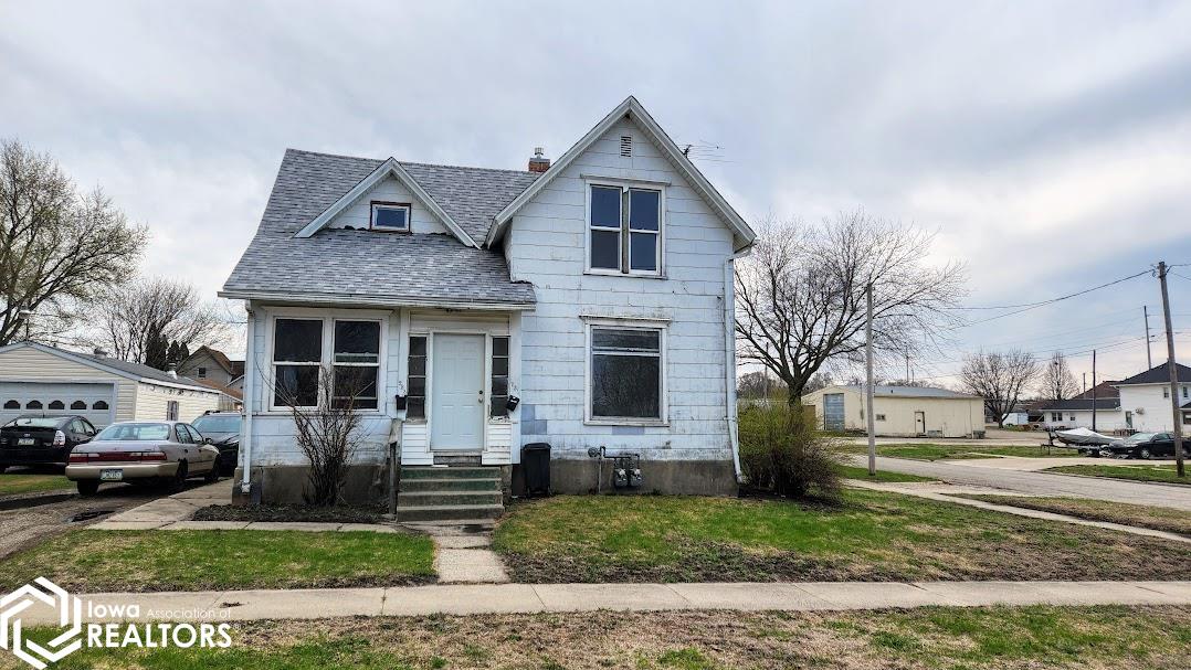 231-233 8th Street, Mason City, Iowa image 1