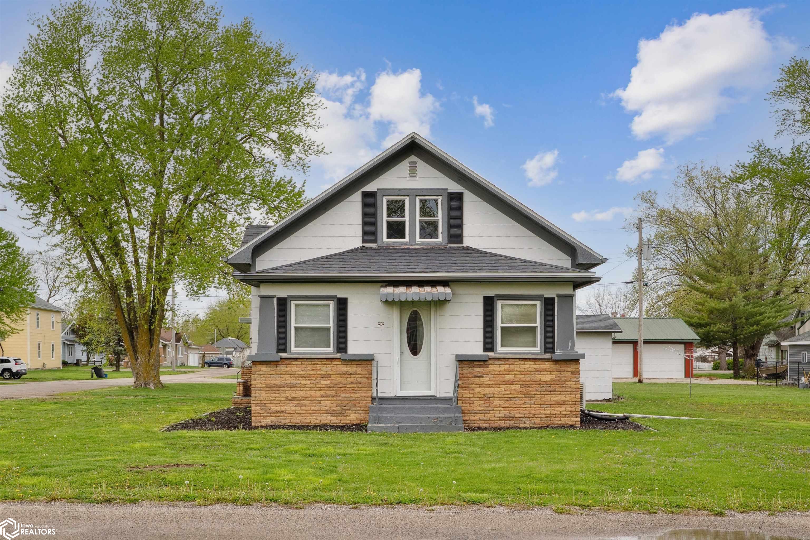 202 Lynn Street, Donnellson, Iowa image 1