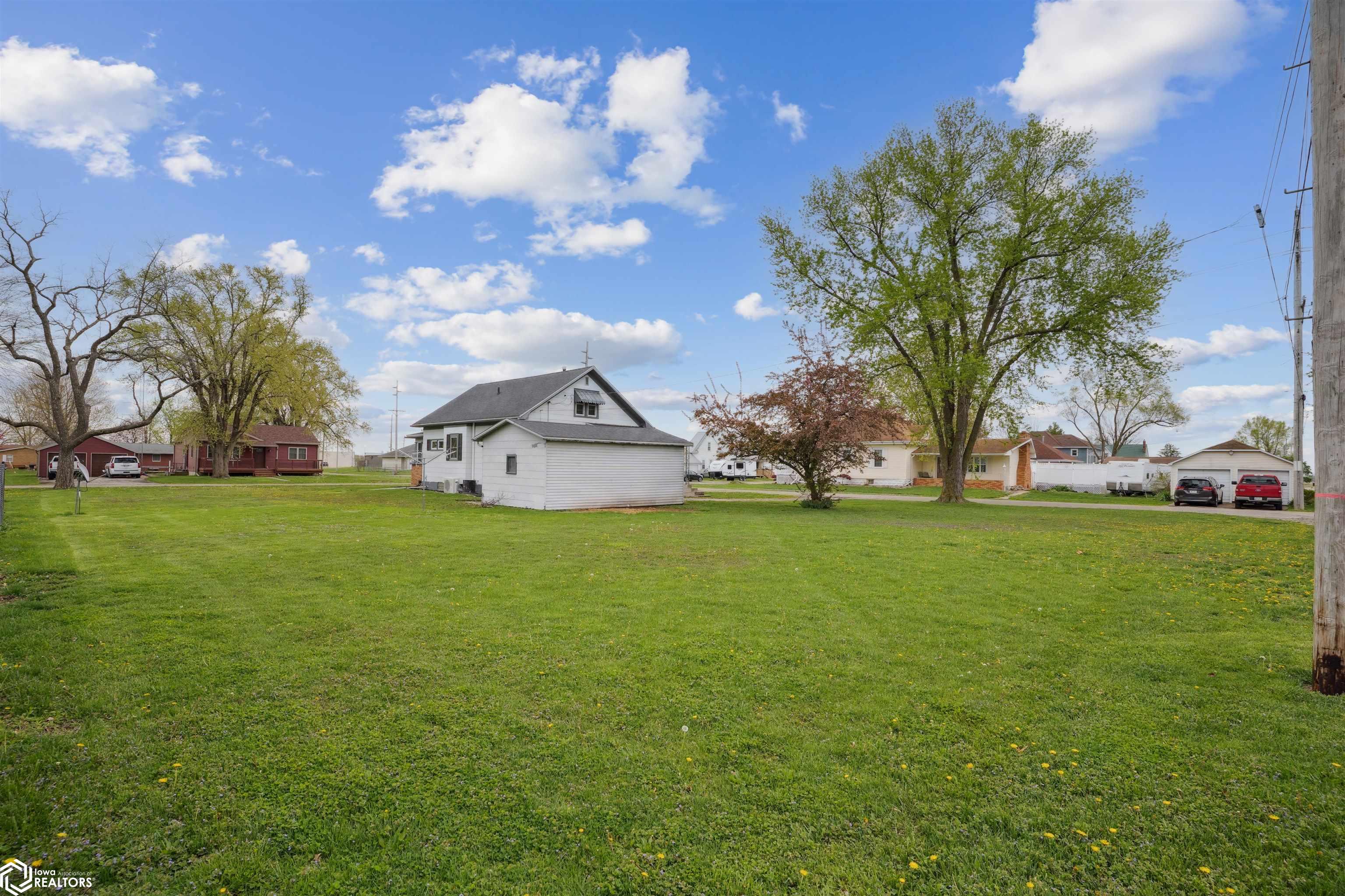 202 Lynn Street, Donnellson, Iowa image 24