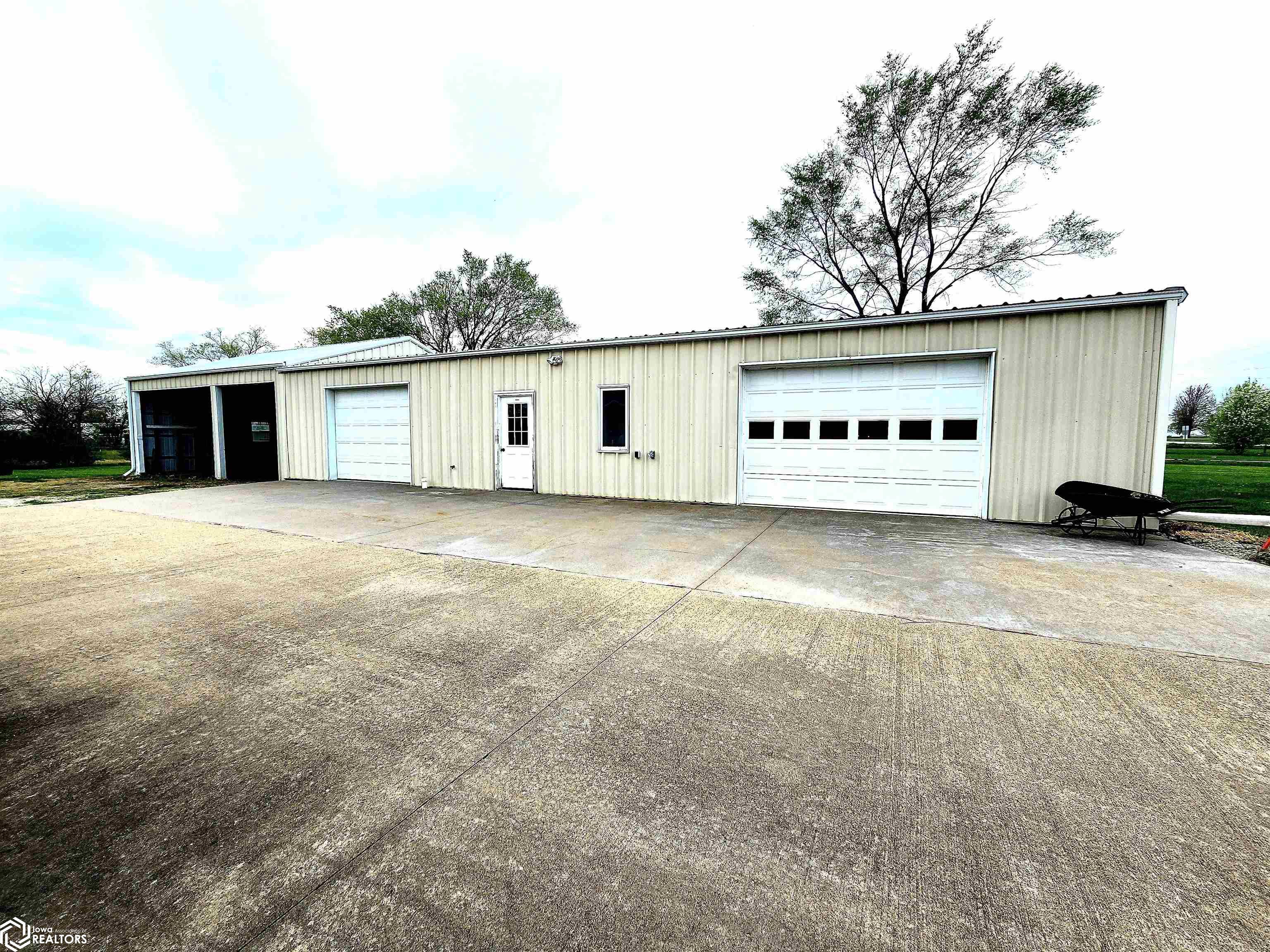 2215 Newton Road, Corydon, Iowa image 44