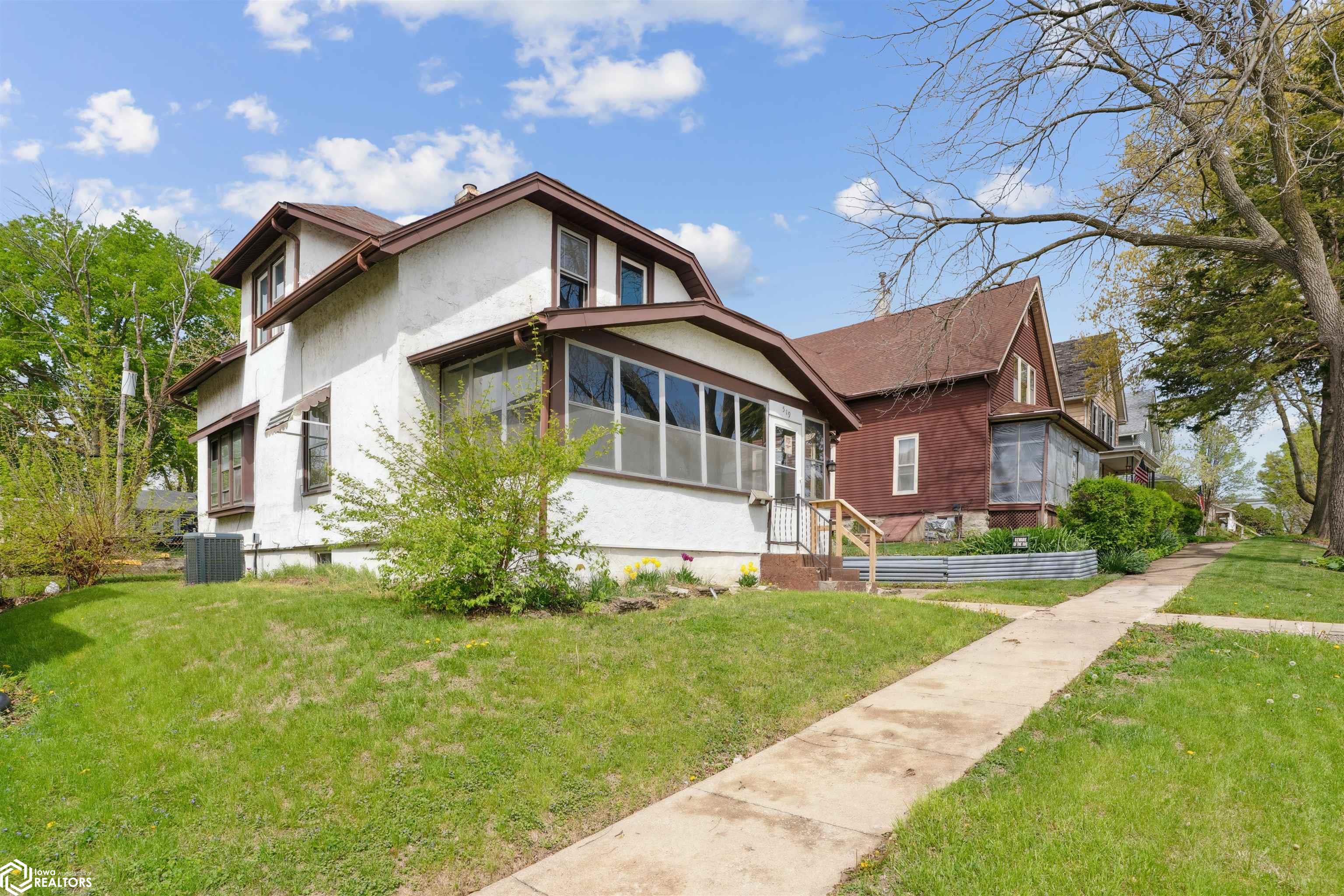 519 S 8th Street, Burlington, Iowa image 2