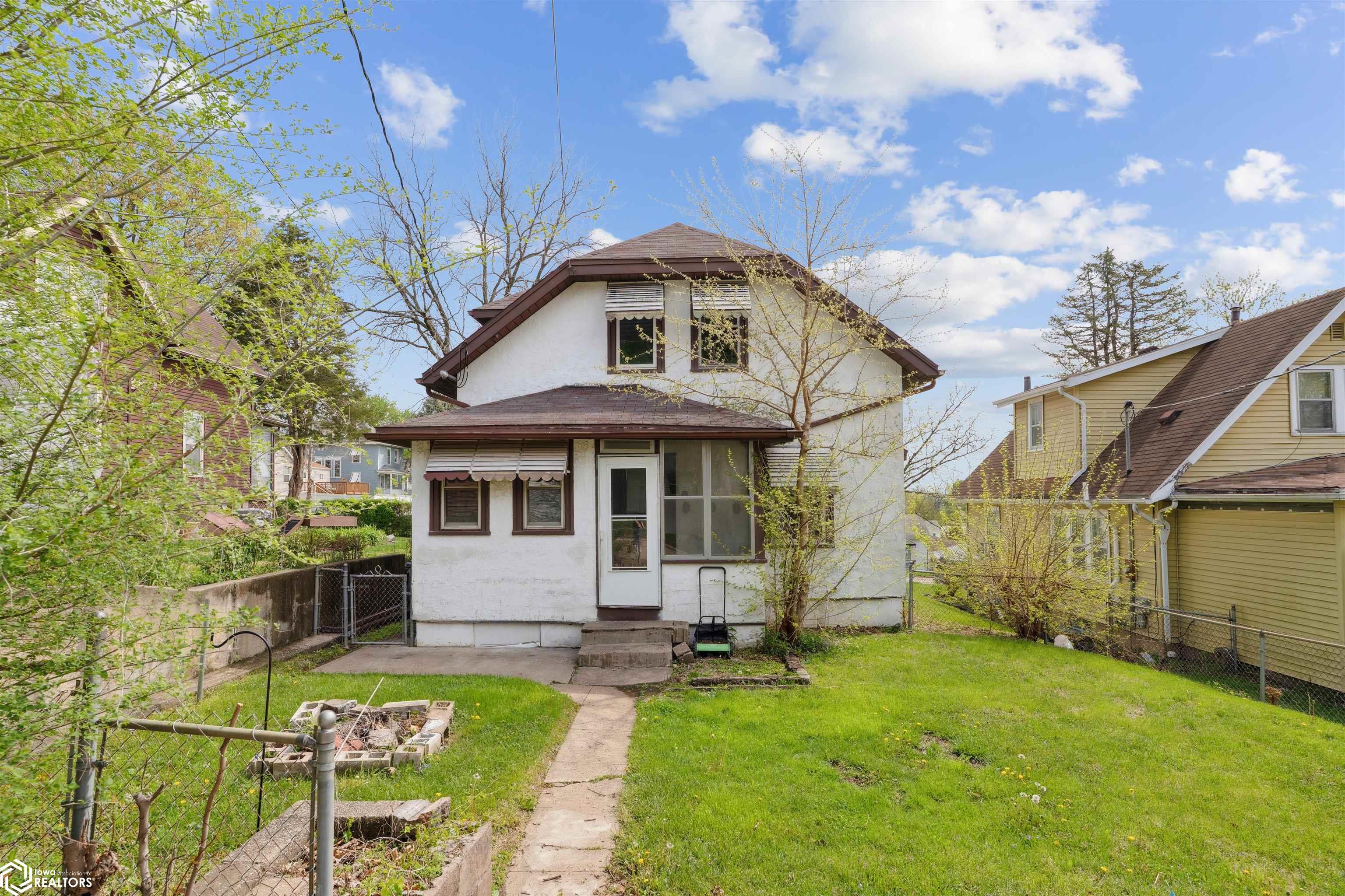 519 S 8th Street, Burlington, Iowa image 23