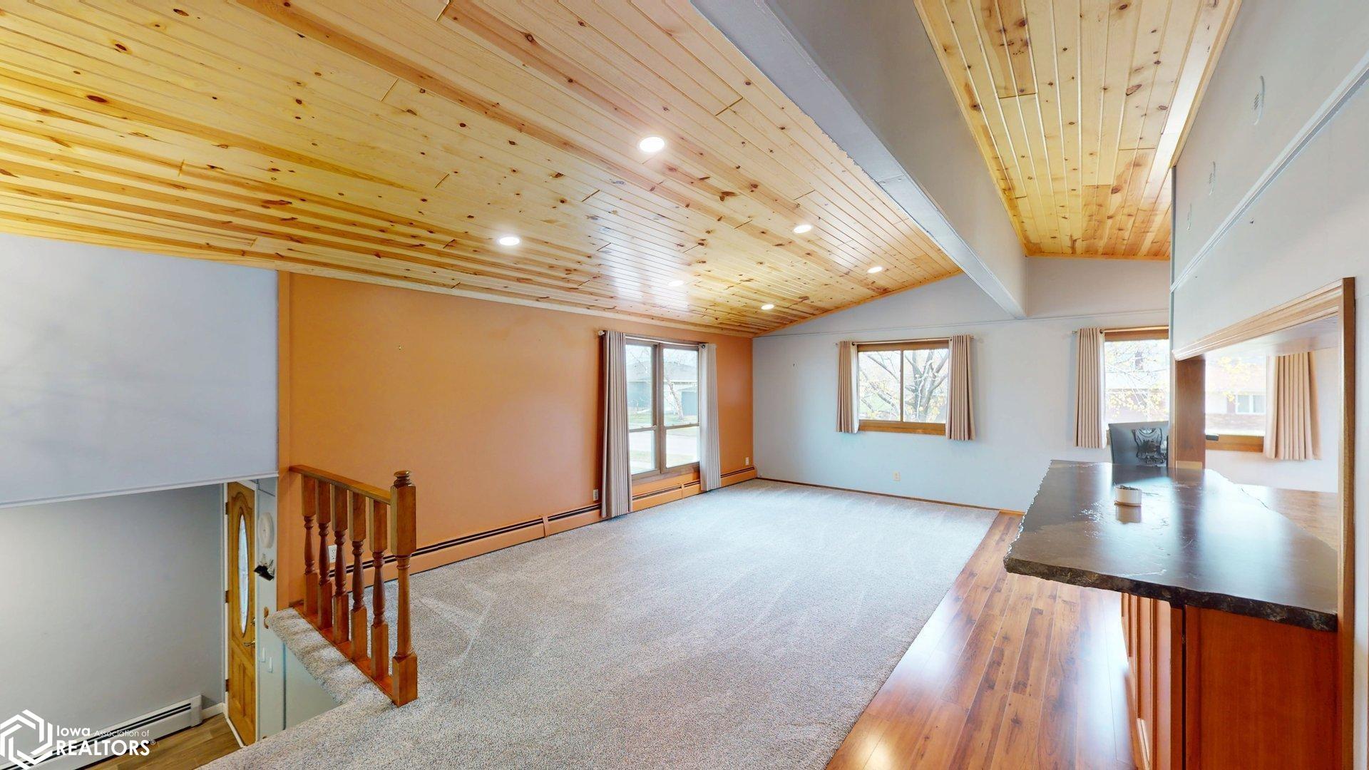 1044 14th St Se, Mason City, Iowa image 3