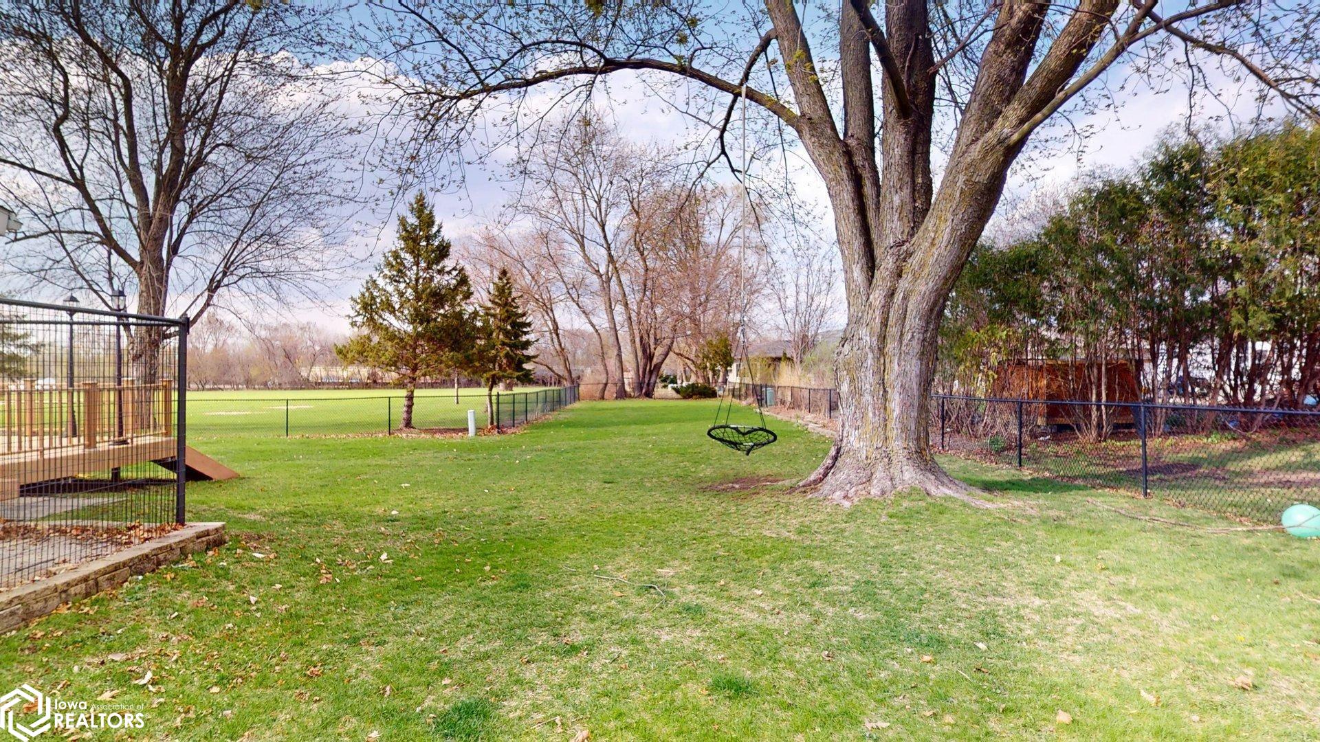 1044 14th St Se, Mason City, Iowa image 22