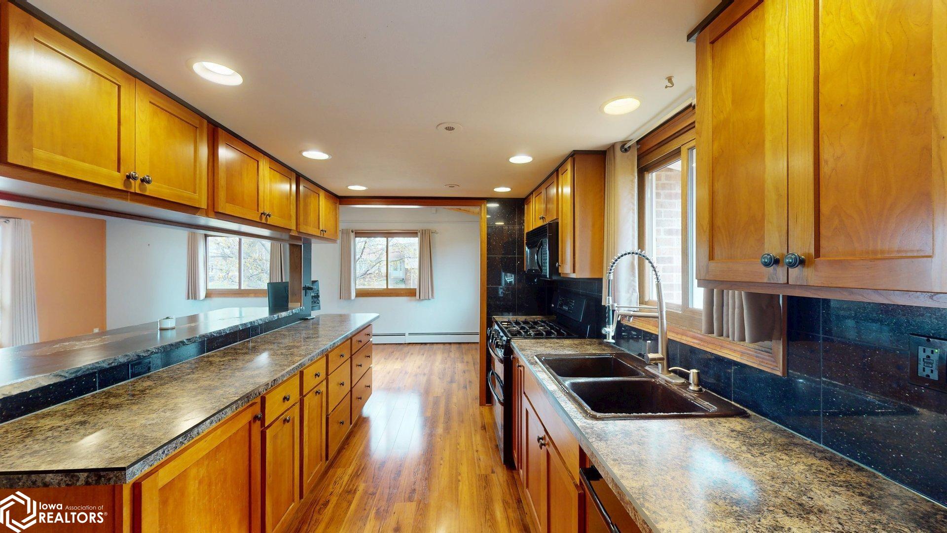 1044 14th St Se, Mason City, Iowa image 6