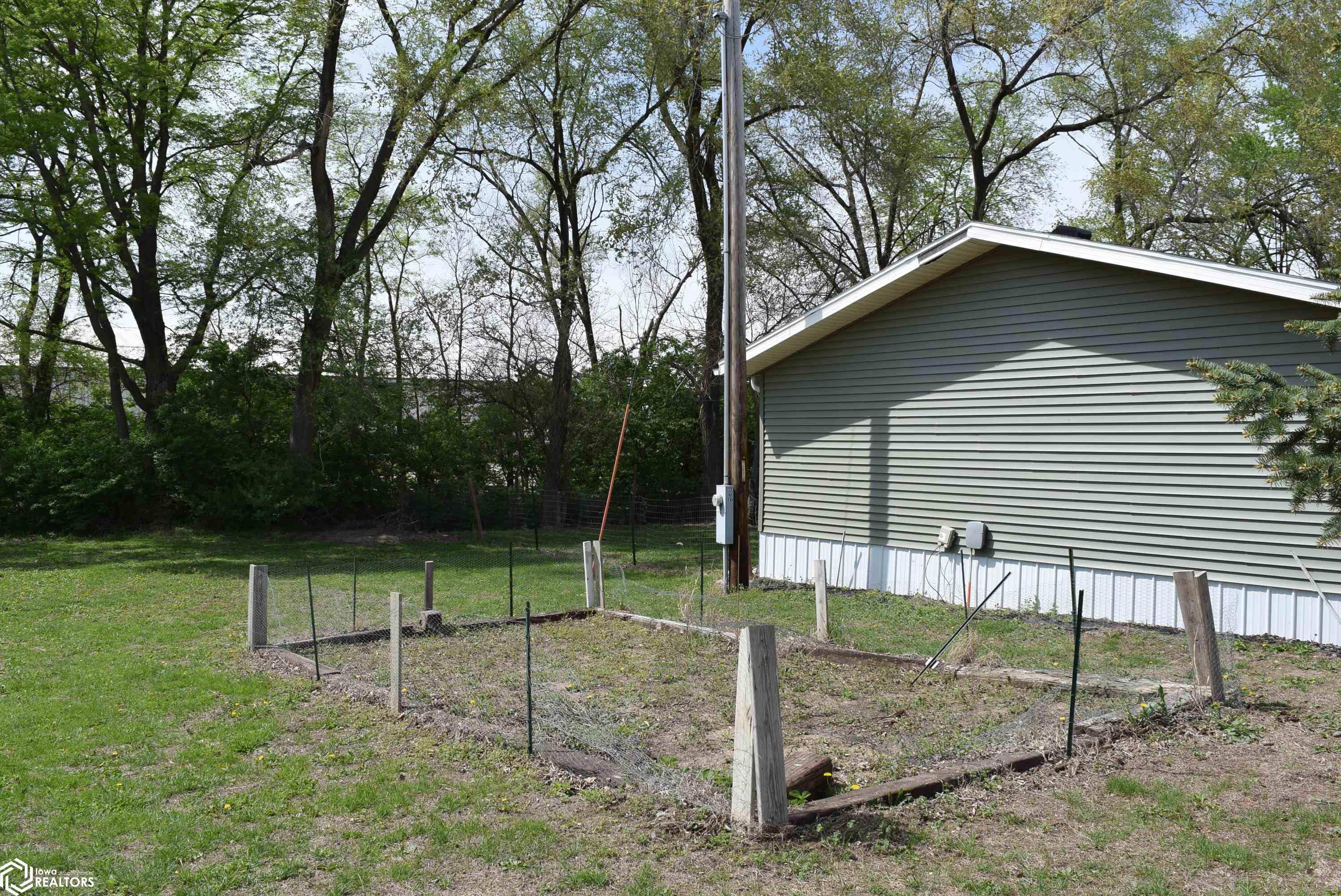 1743 346th Avenue, Wever, Iowa image 16