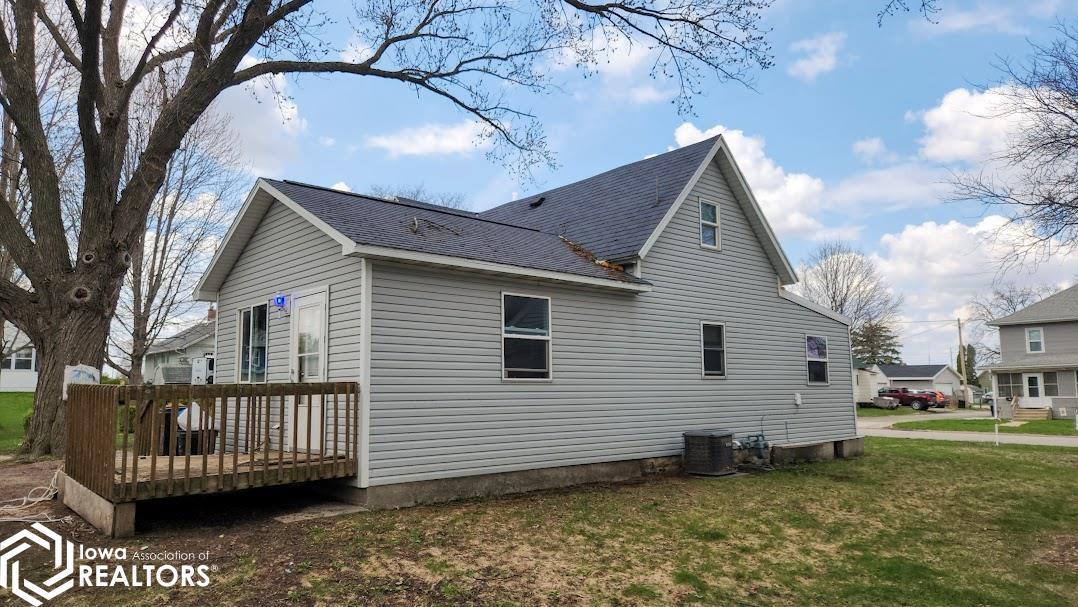 221 13th Street, Mason City, Iowa image 22