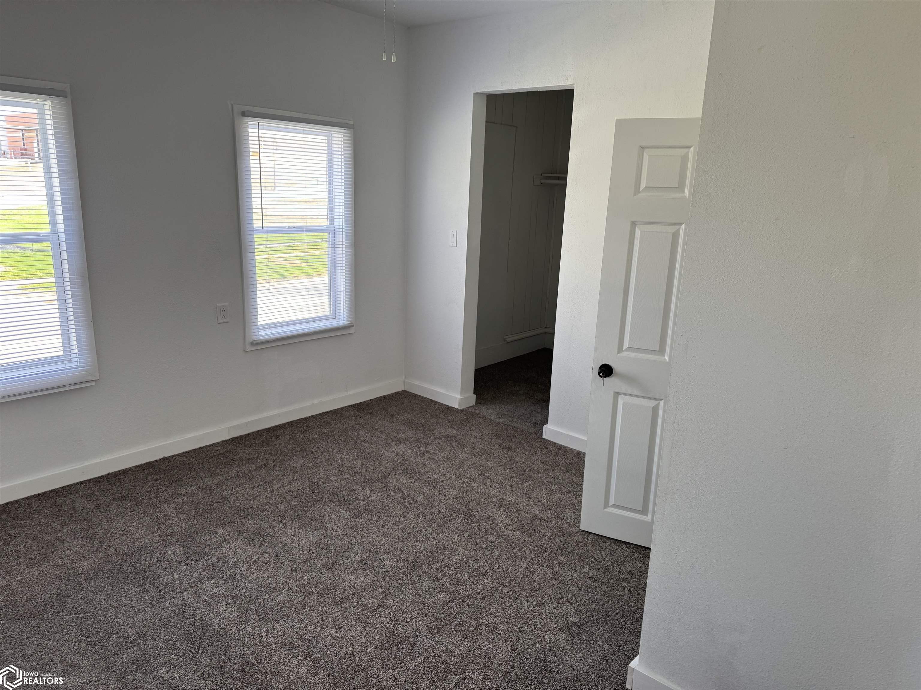 608 S Church Street, Toledo, Iowa image 17