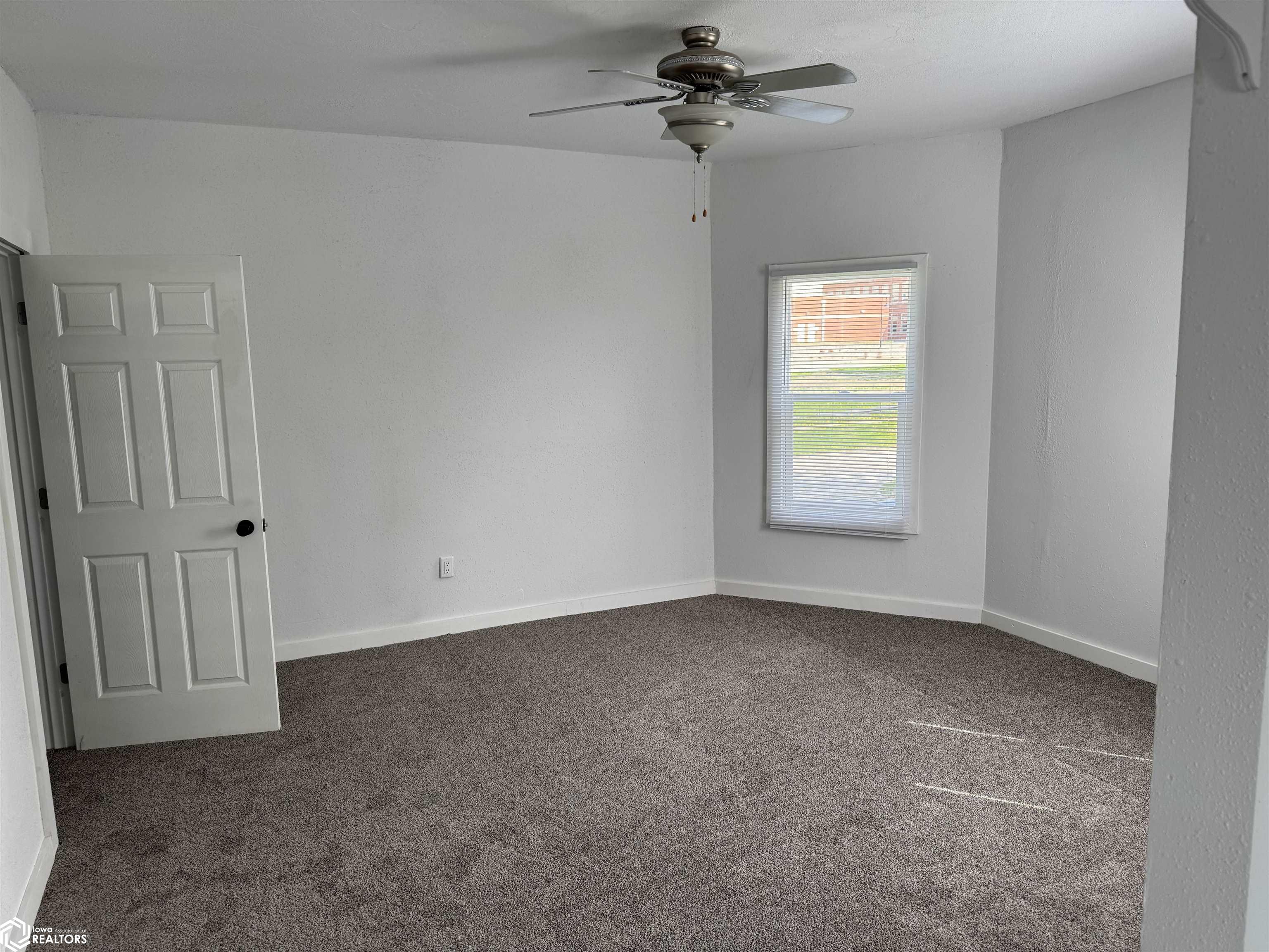 608 S Church Street, Toledo, Iowa image 19