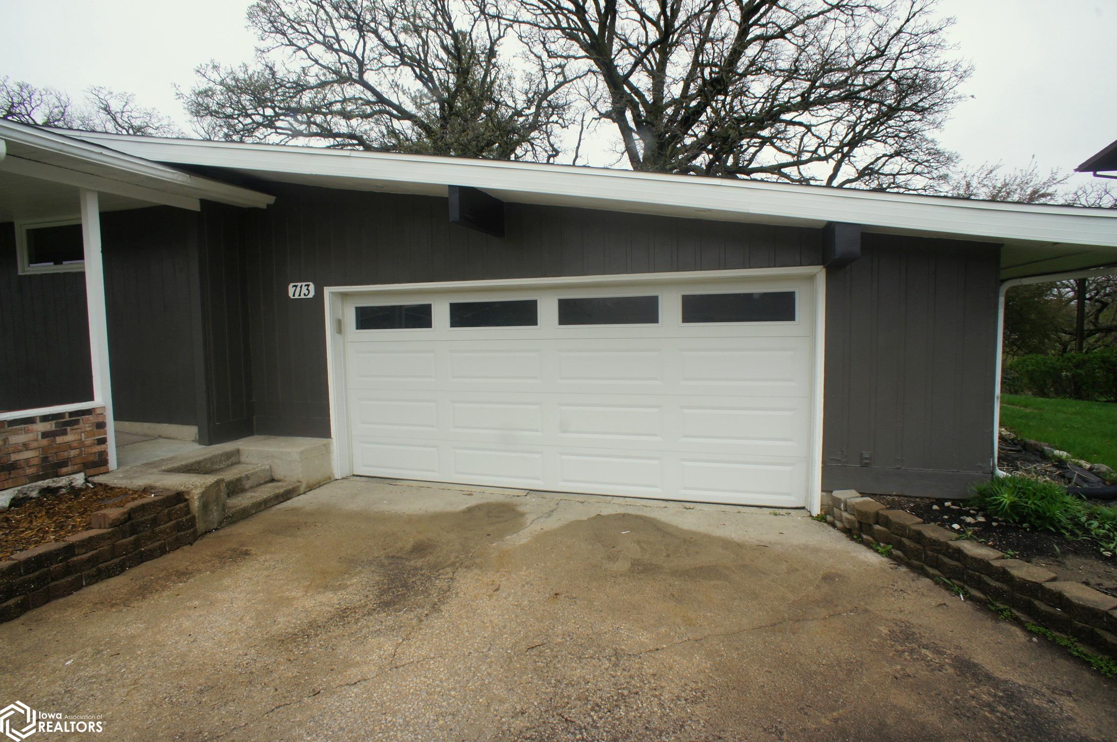 713 White Post Drive, Webster City, Iowa image 38