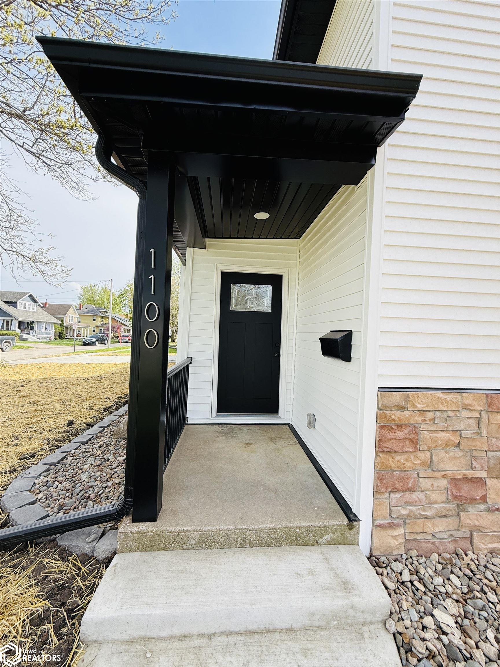 1100 W Jefferson, Creston, Iowa image 7