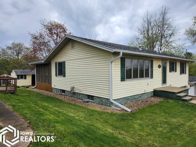 617 N 4th Street, Oskaloosa, Iowa image 3