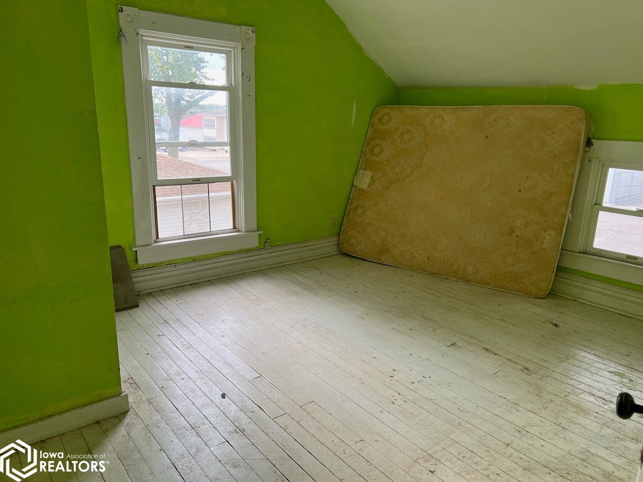 704 Adams Street, Corning, Iowa image 7