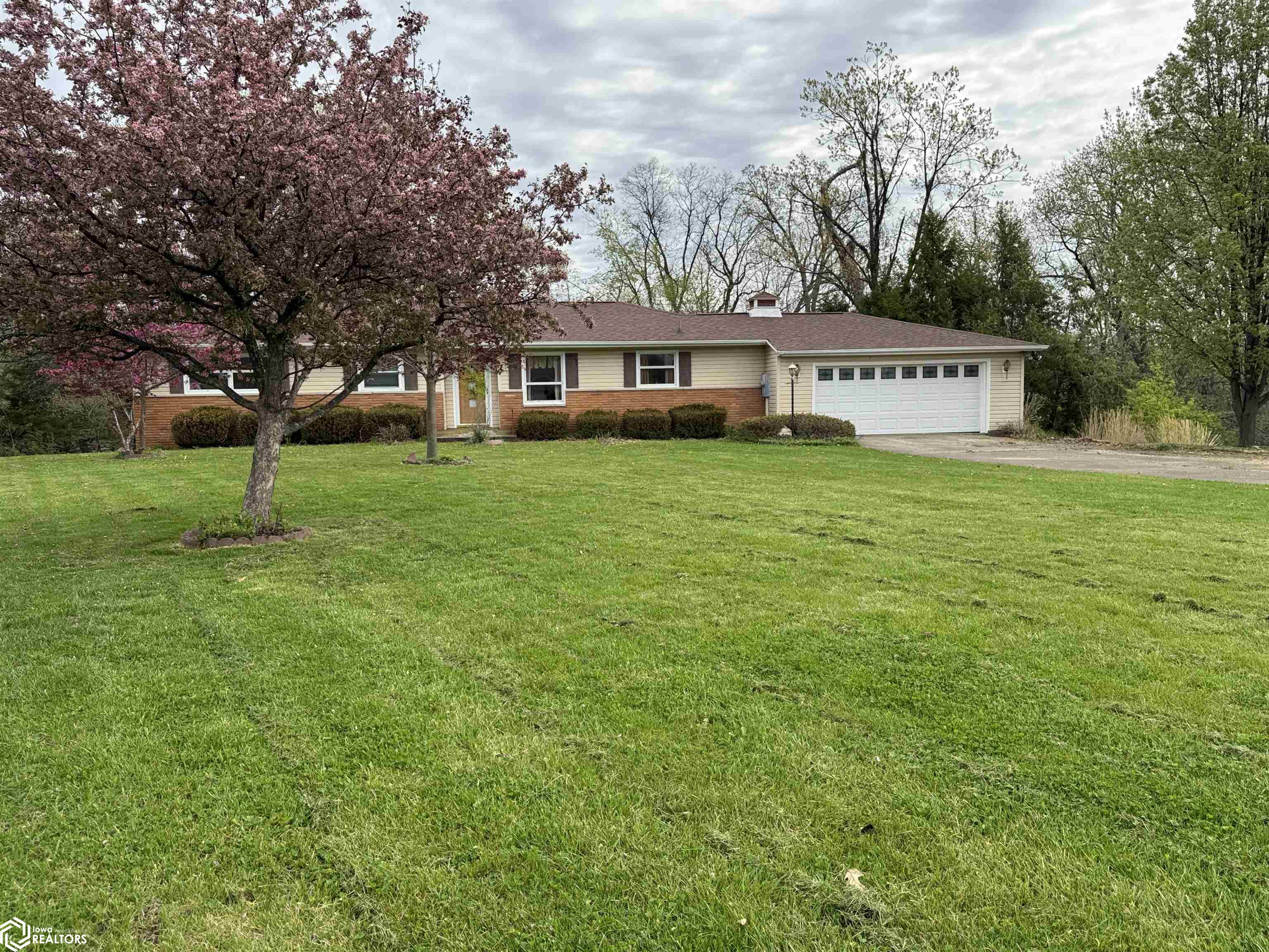 3021 Timberlane Drive, Fort Madison, Iowa image 3