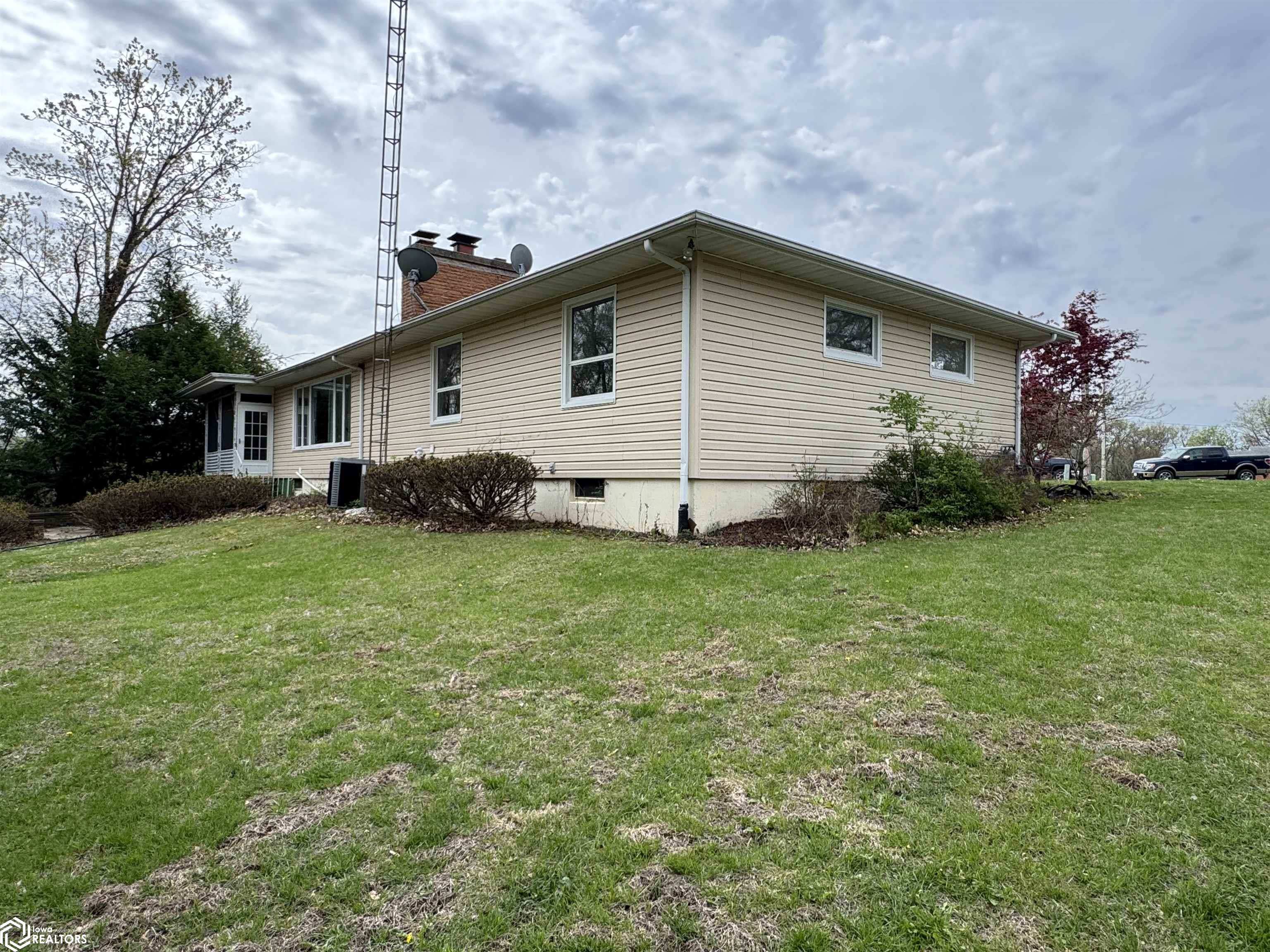 3021 Timberlane Drive, Fort Madison, Iowa image 5
