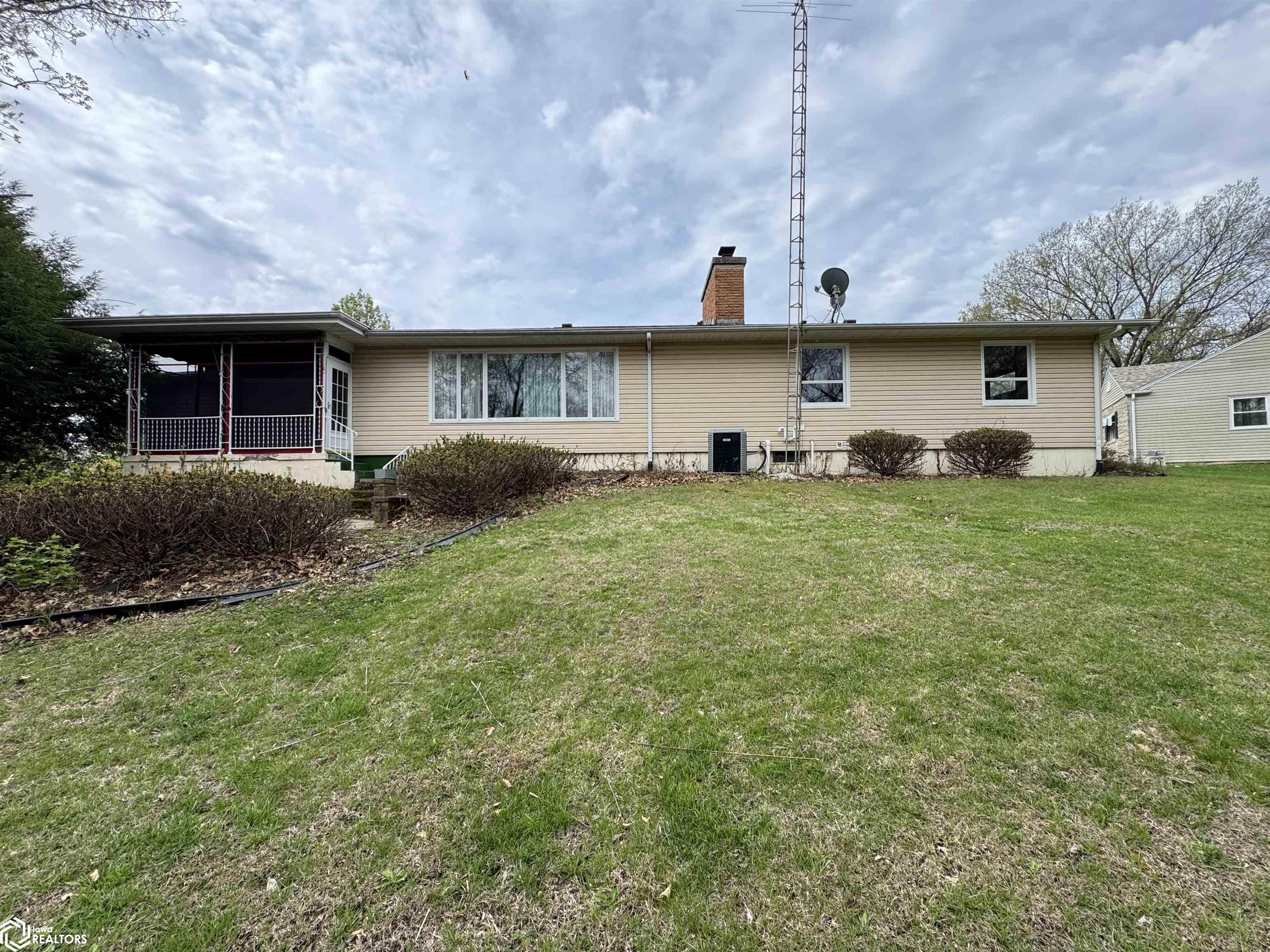 3021 Timberlane Drive, Fort Madison, Iowa image 6