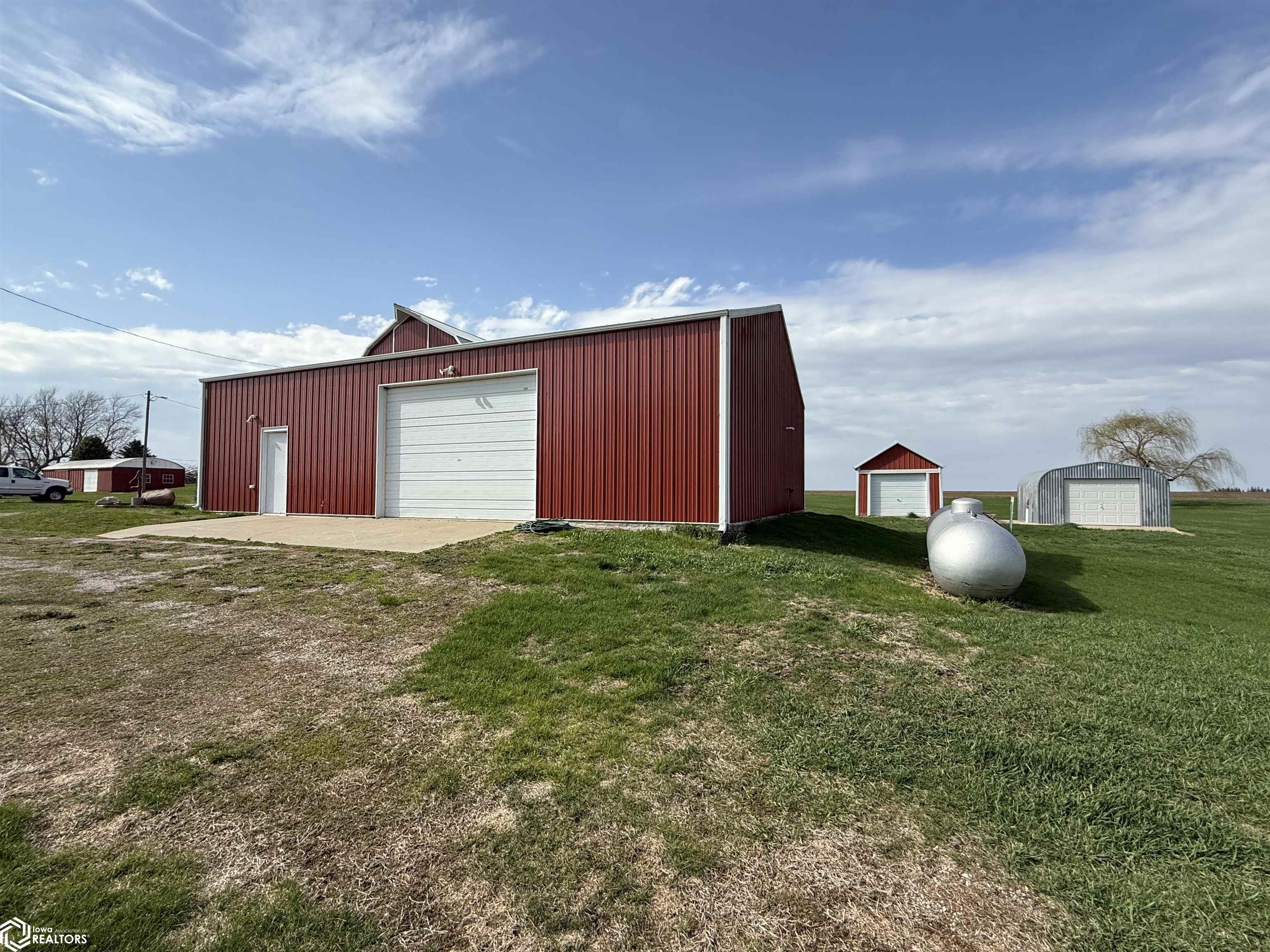 33635 140th Street, Ackley, Iowa image 38