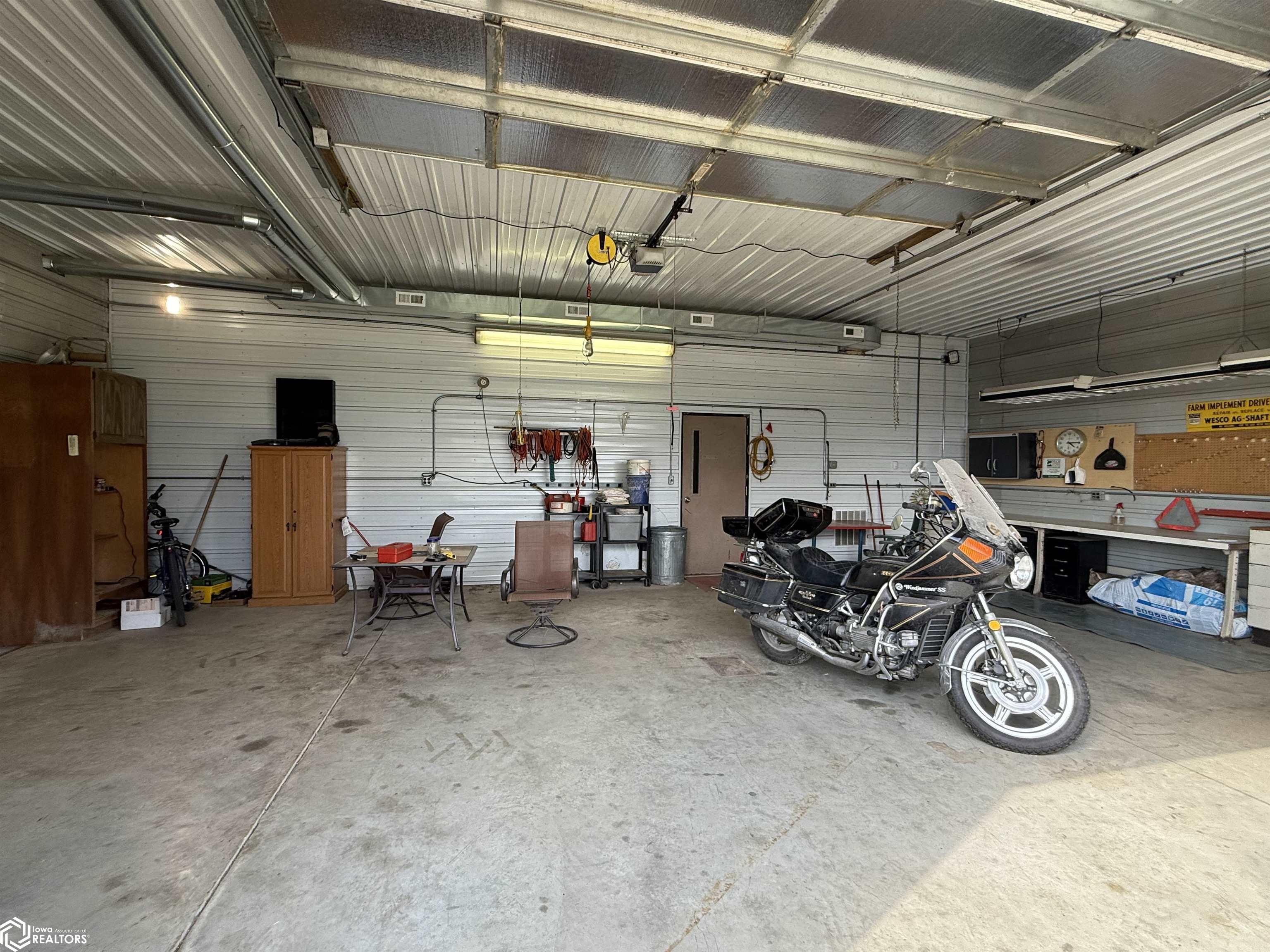 33635 140th Street, Ackley, Iowa image 39